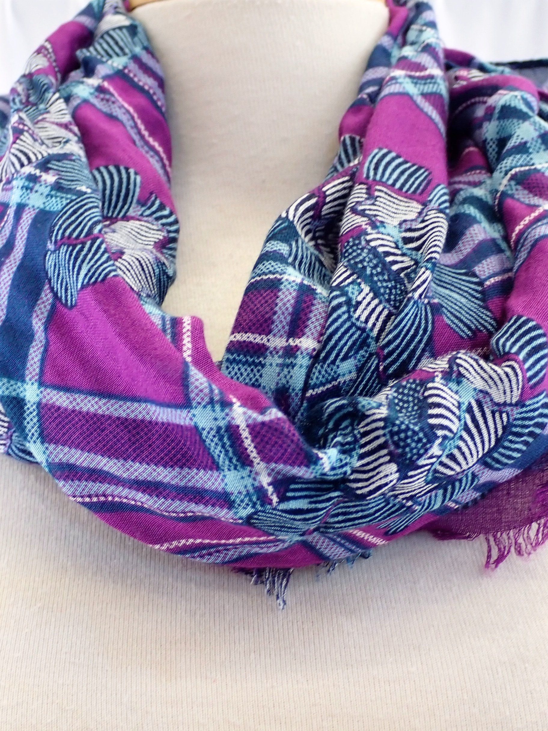 WIN+Online+Shop+Women+In+Need+Community+Cooperative+Resale+Thrift+Store+Jewelry+Gold+Silver+Clothing+Shoes+Home+Interior+Decor+Furniture+Antiques+Vintage+Books+Christmas+Victoria+BC+%2858%29.jpg