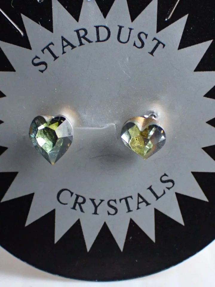 WIN-Online-Shop-Women-In-Need-Community-Cooperative-Resale-Thrift-Store-Jewelry-Gold-Silver-Clothing-Furniture-Antiques-Vintage-Books-Christmas-Victoria-BC- (143).JPG