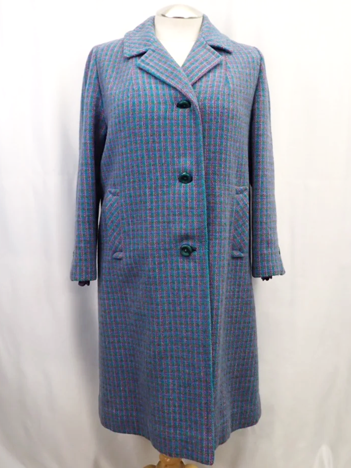 WIN-Online-Shop-Women-In-Need-Community-Cooperative-Resale-Thrift-Store-Jewelry-Gold-Silver-Clothing-Furniture-Antiques-Vintage-Books-Christmas-Victoria-BC-+%2850%29.png