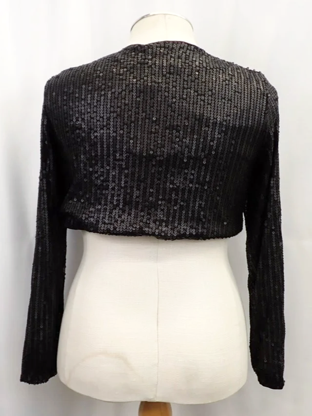 WIN-Online-Shop-Women-In-Need-Community-Cooperative-Resale-Thrift-Store-Jewelry-Gold-Silver-Clothing-Furniture-Antiques-Vintage-Books-Christmas-Victoria-BC-+%2839%29.png