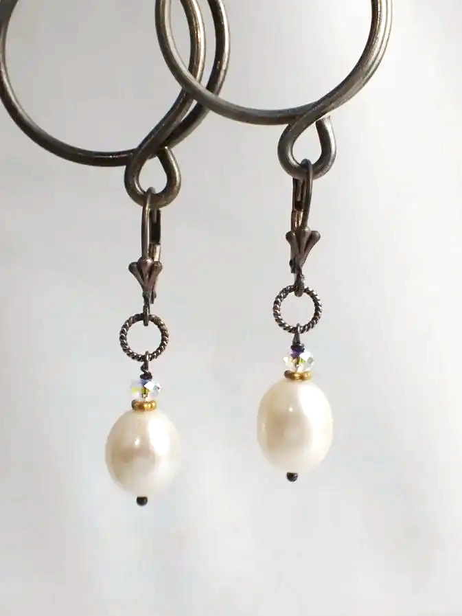 925 Silver Hinged Hoop Howling Dog Artisan Jewelry Pearl And Crystal Earrings