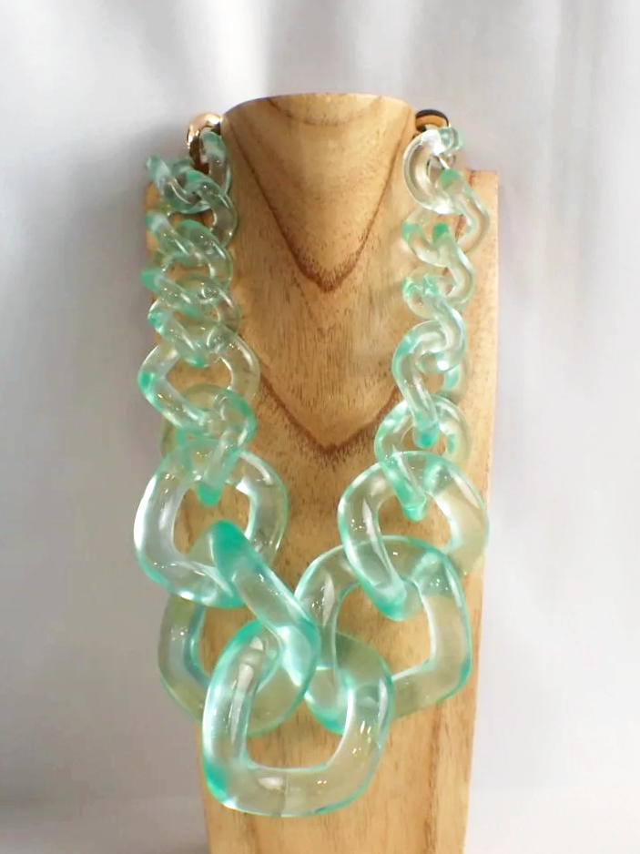 Anthropologie Lucite Loop Necklace