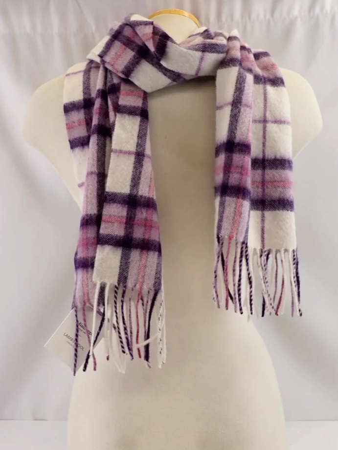 WIN-Online-Shop-Women-In-Need-Community-Cooperative-Resale-Thrift-Store-Jewelry-Gold-Silver-Clothing-Furniture-Antiques-Vintage-Books-Christmas-Victoria-BC-+%2824%29.png