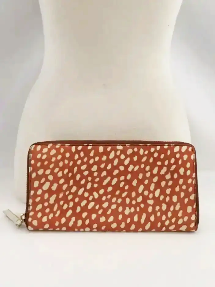 (NEW) Banana Republic Leather Spotted Full-Zip Wallet
