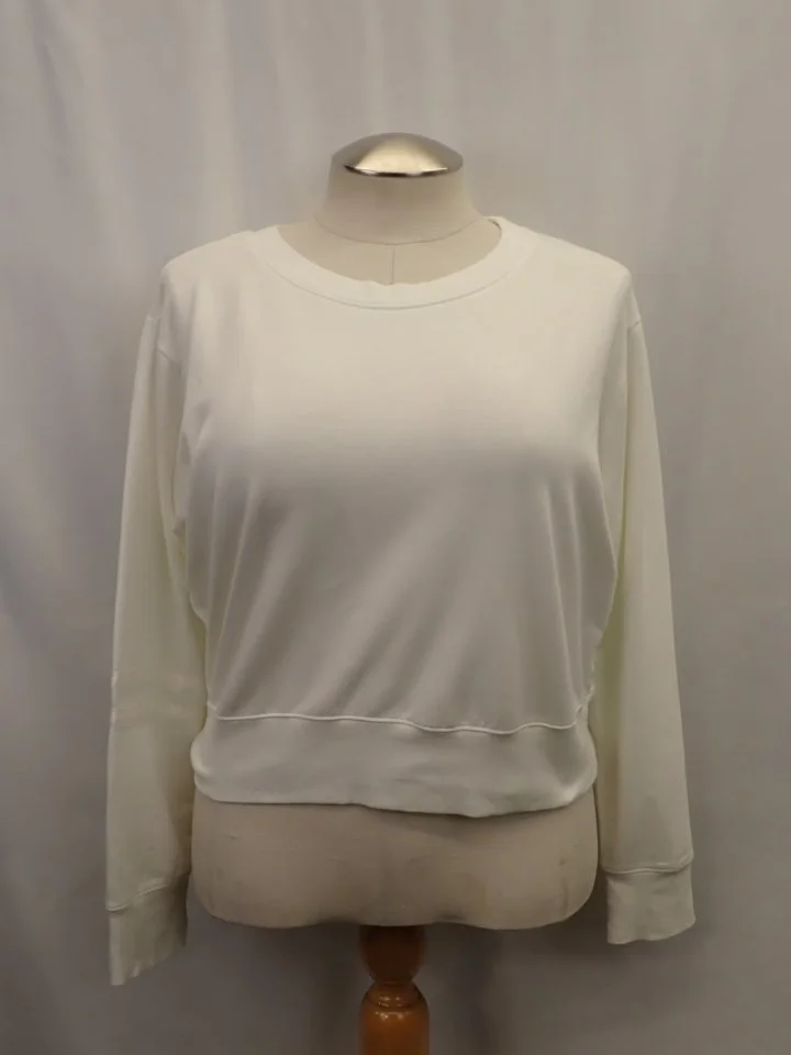 WIN-Online-Shop-Women-In-Need-Community-Cooperative-Resale-Thrift-Store-Jewelry-Gold-Silver-Clothing-Furniture-Antiques-Vintage-Books-Christmas-Victoria-BC- (94).JPG