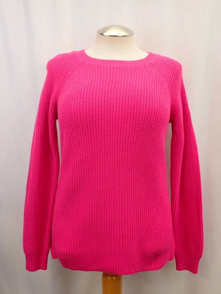 WIN-Online-Shop-Women-In-Need-Community-Cooperative-Resale-Thrift-Store-Jewelry-Gold-Silver-Clothing-Furniture-Antiques-Vintage-Books-Christmas-Victoria-BC- (198).JPG