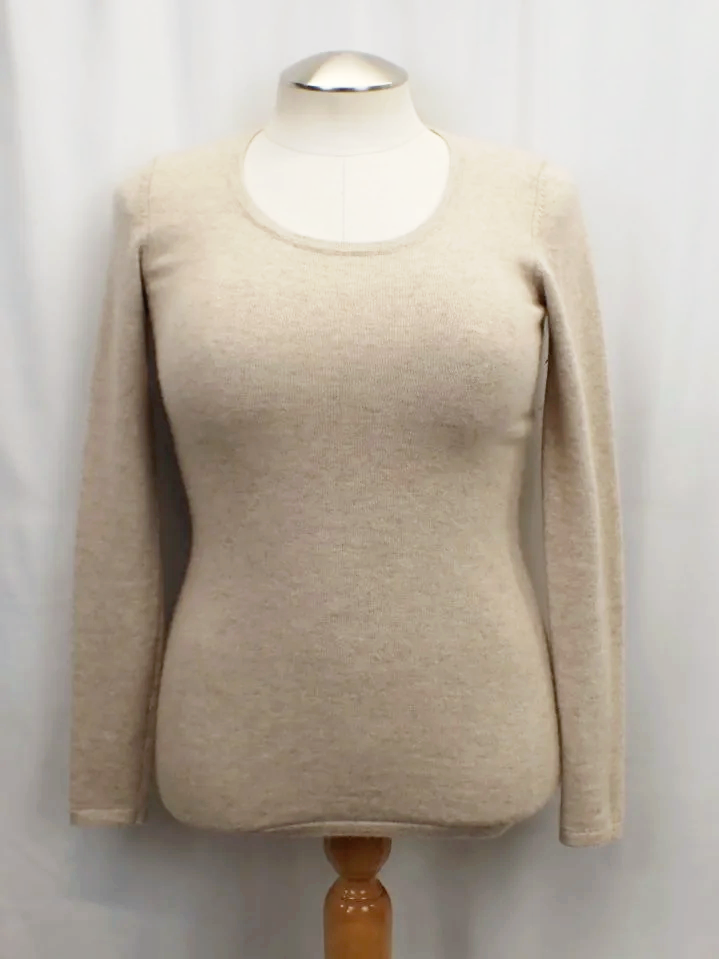 Black Goat Cashmere Oatmeal Crew Neck Long Sleeve Top (M)