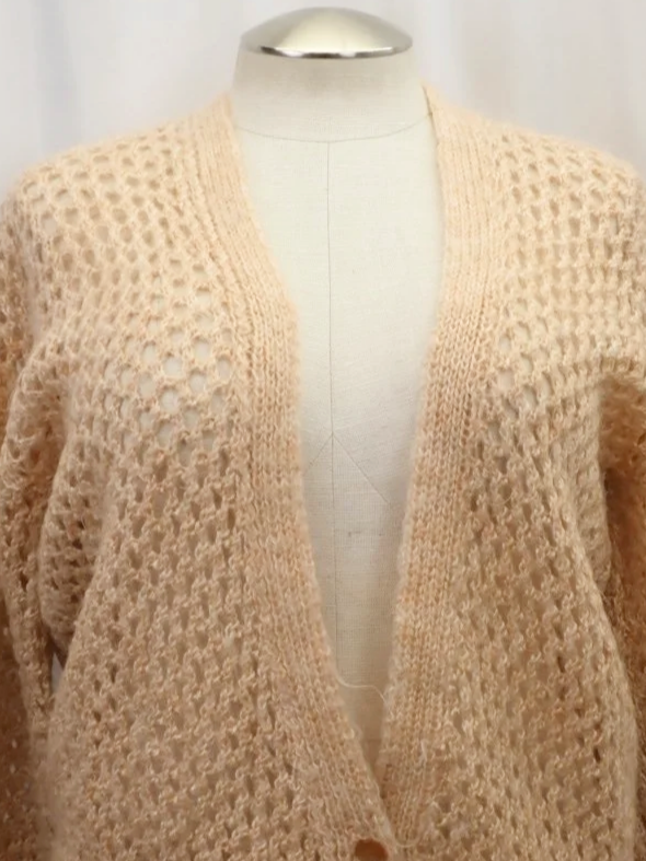 WIN-Online-Shop-Women-In-Need-Community-Cooperative-Resale-Thrift-Store-Jewelry-Gold-Silver-Clothing-Furniture-Antiques-Vintage-Books-Christmas-Victoria-BC-+%2882%29.png