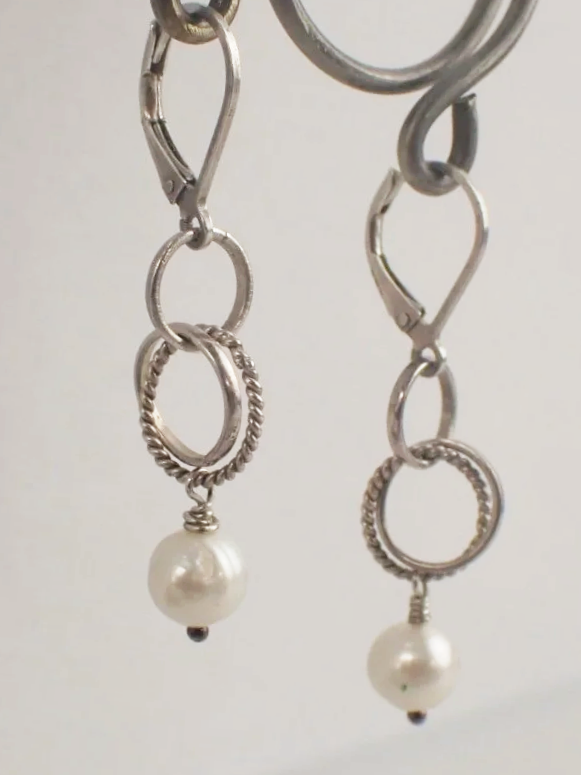 925 Silver Freshwater Pearl Twist Hinged Hoop Earrings