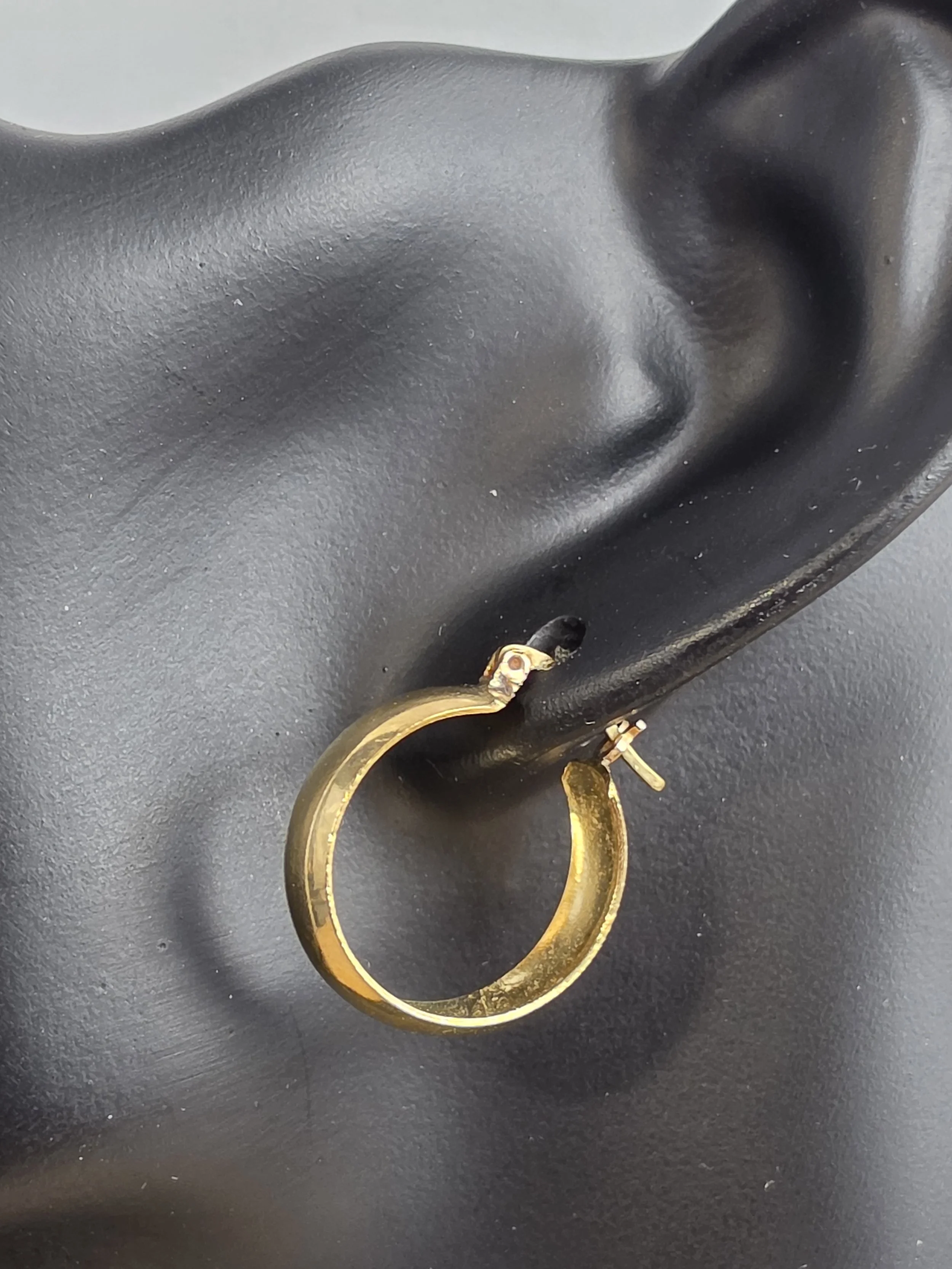 10K Gold Chunky Small Hoop With Latch back Closure Earrings