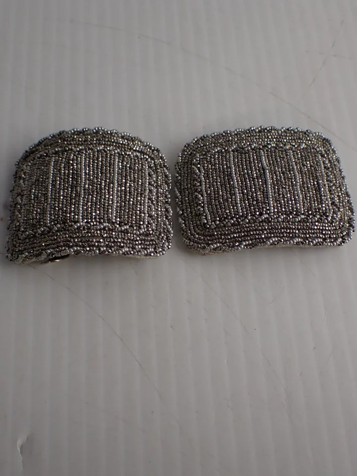 WIN-Online-Shop-Women-In-Need-Community-Cooperative-Resale-Thrift-Store-Jewelry-Gold-Silver-Clothing-Furniture-Antiques-Vintage-Books-Christmas-Victoria-BC- (226).JPG
