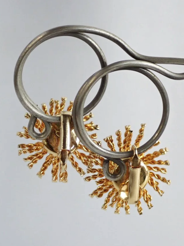 WIN-Online-Shop-Women-In-Need-Community-Cooperative-Resale-Thrift-Store-Jewelry-Gold-Silver-Clothing-Furniture-Antiques-Vintage-Books-Christmas-Victoria-BC-+%2811%29.png