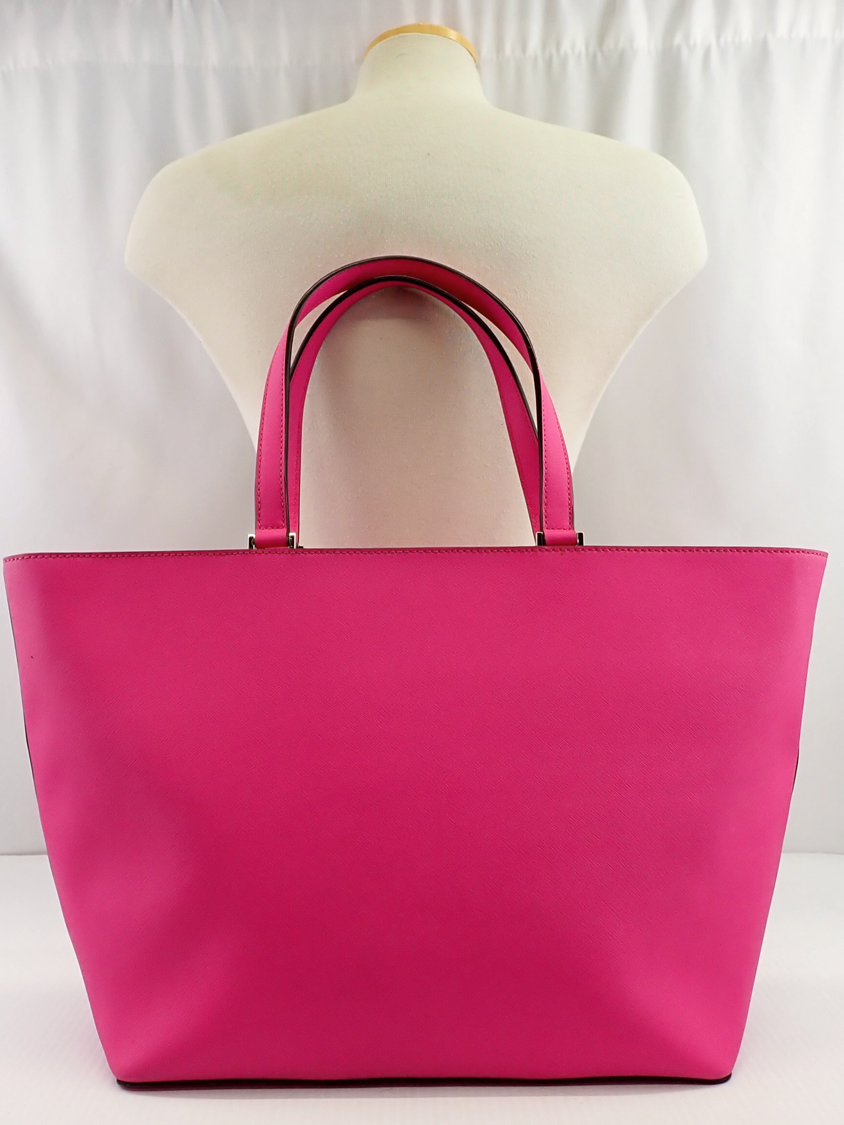 WIN+Online+Shop+Women+In+Need+Community+Cooperative+Resale+Thrift+Store+Jewelry+Gold+Silver+Clothing+Shoes+Home+Interior+Decor+Furniture+Antiques+Vintage+Books+Christmas+Victoria+BC+%2854%29.png