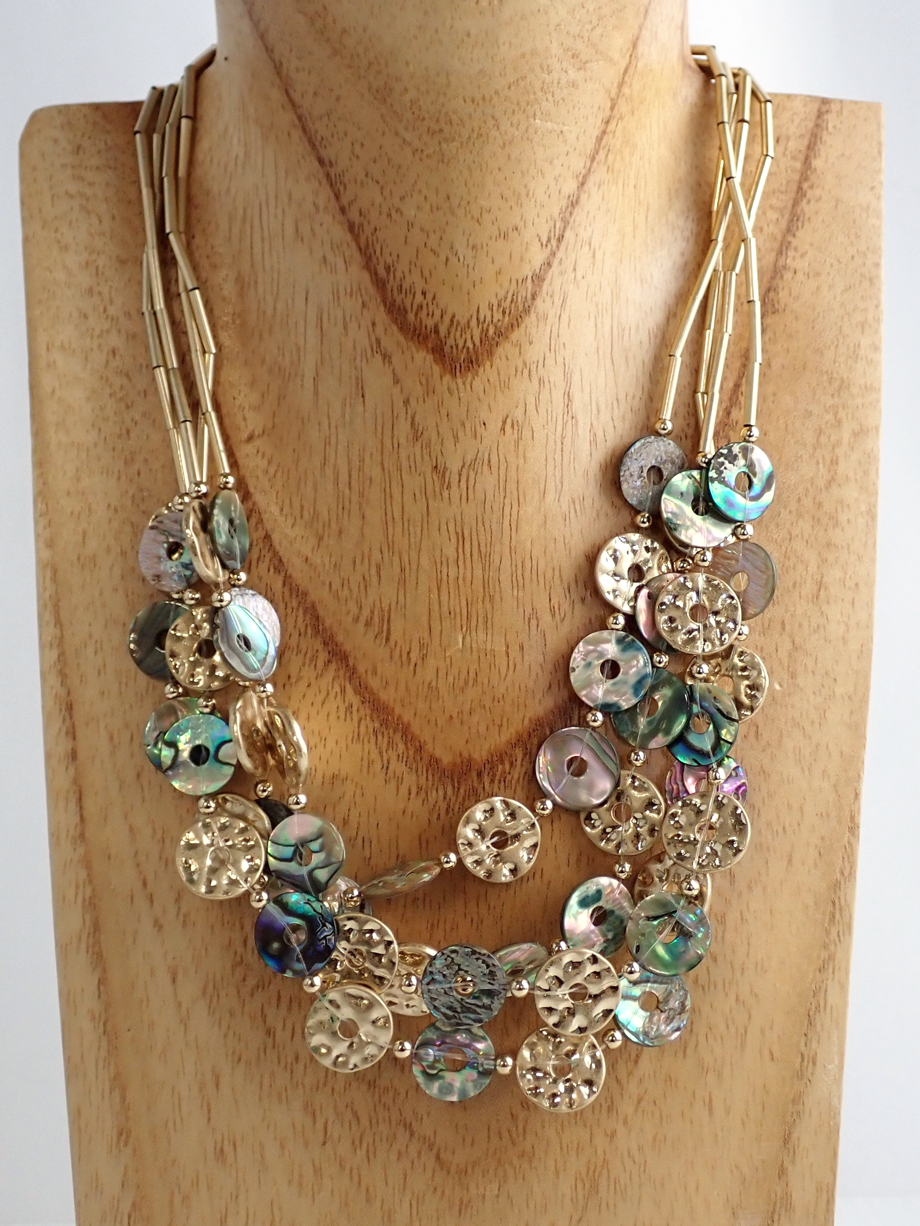 WIN+Online+Shop+Women+In+Need+Community+Cooperative+Resale+Thrift+Store+Jewelry+Gold+Silver+Clothing+Shoes+Home+Interior+Decor+Furniture+Antiques+Vintage+Books+Christmas+Victoria+BC+%2847%29.png