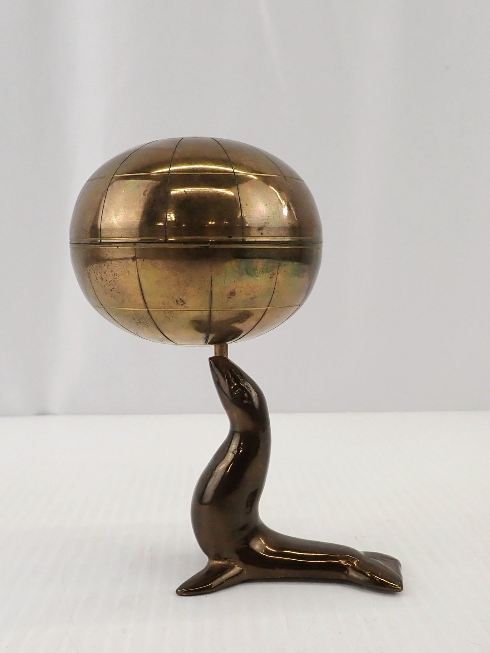 WIN+Online+Shop+Women+In+Need+Community+Cooperative+Resale+Thrift+Store+Jewelry+Gold+Silver+Clothing+Shoes+Home+Interior+Decor+Furniture+Antiques+Vintage+Books+Christmas+Victoria+BC+%2830%29.jpg