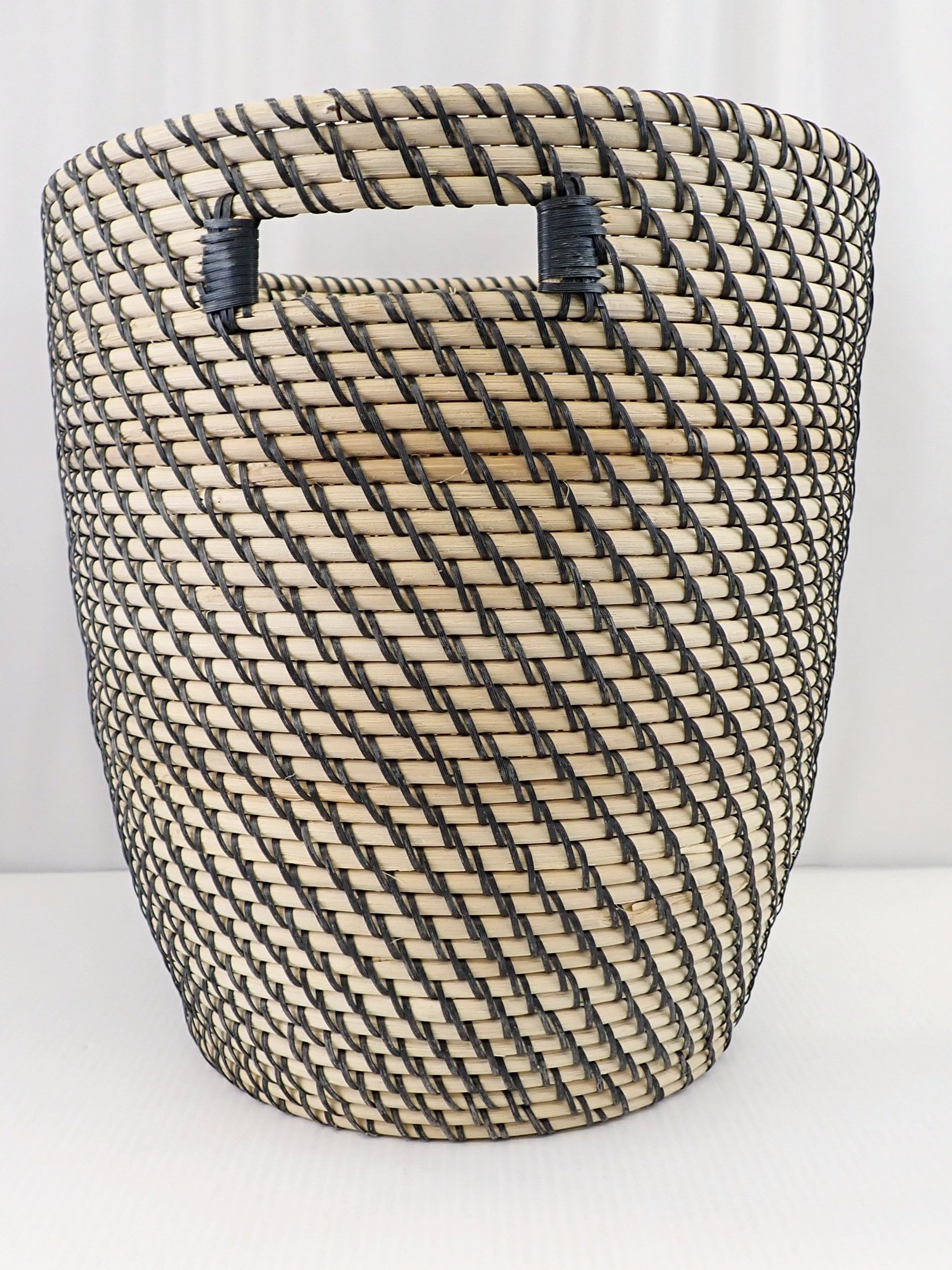 WIN+Online+Shop+Women+In+Need+Community+Cooperative+Resale+Thrift+Store+Jewelry+Gold+Silver+Clothing+Shoes+Home+Interior+Decor+Furniture+Antiques+Vintage+Books+Christmas+Victoria+BC+%283%29.jpg