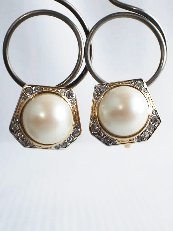 Vintage Nina Ricci Clip Earrings