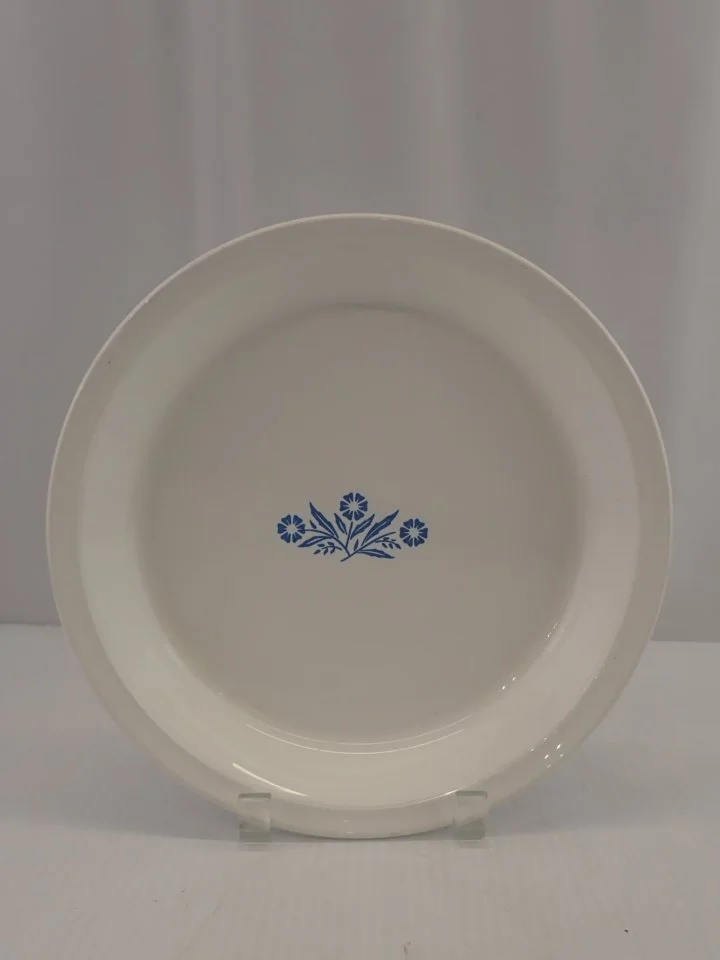 WIN-Online-Shop-Women-In-Need-Community-Cooperative-Resale-Thrift-Store-Jewelry-Gold-Silver-Clothing-Furniture-Antiques-Vintage-Books-Christmas-Victoria-BC- (161).JPG