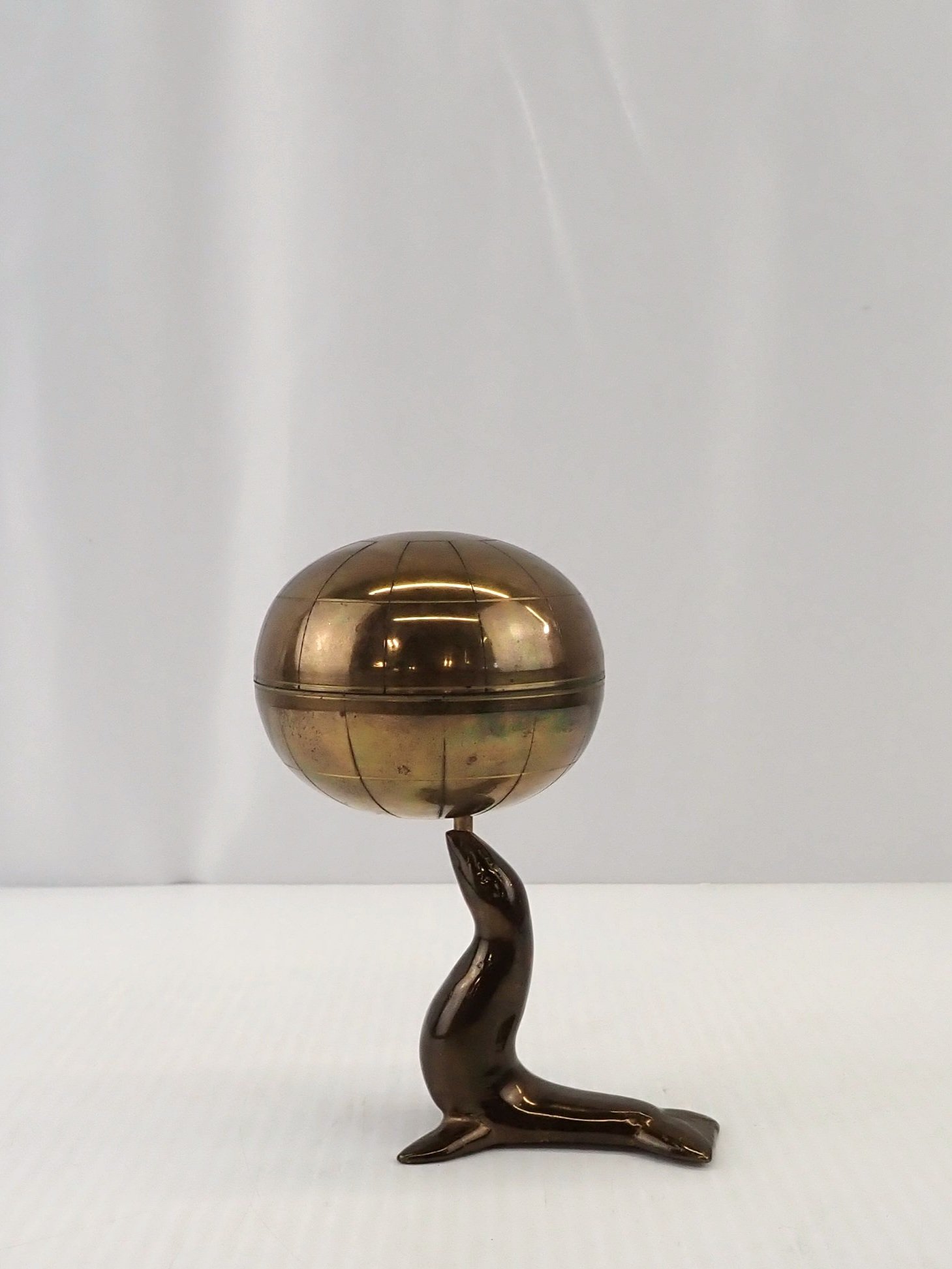 WIN+Online+Shop+Women+In+Need+Community+Cooperative+Resale+Thrift+Store+Jewelry+Gold+Silver+Clothing+Shoes+Home+Interior+Decor+Furniture+Antiques+Vintage+Books+Christmas+Victoria+BC+%2829%29.jpg