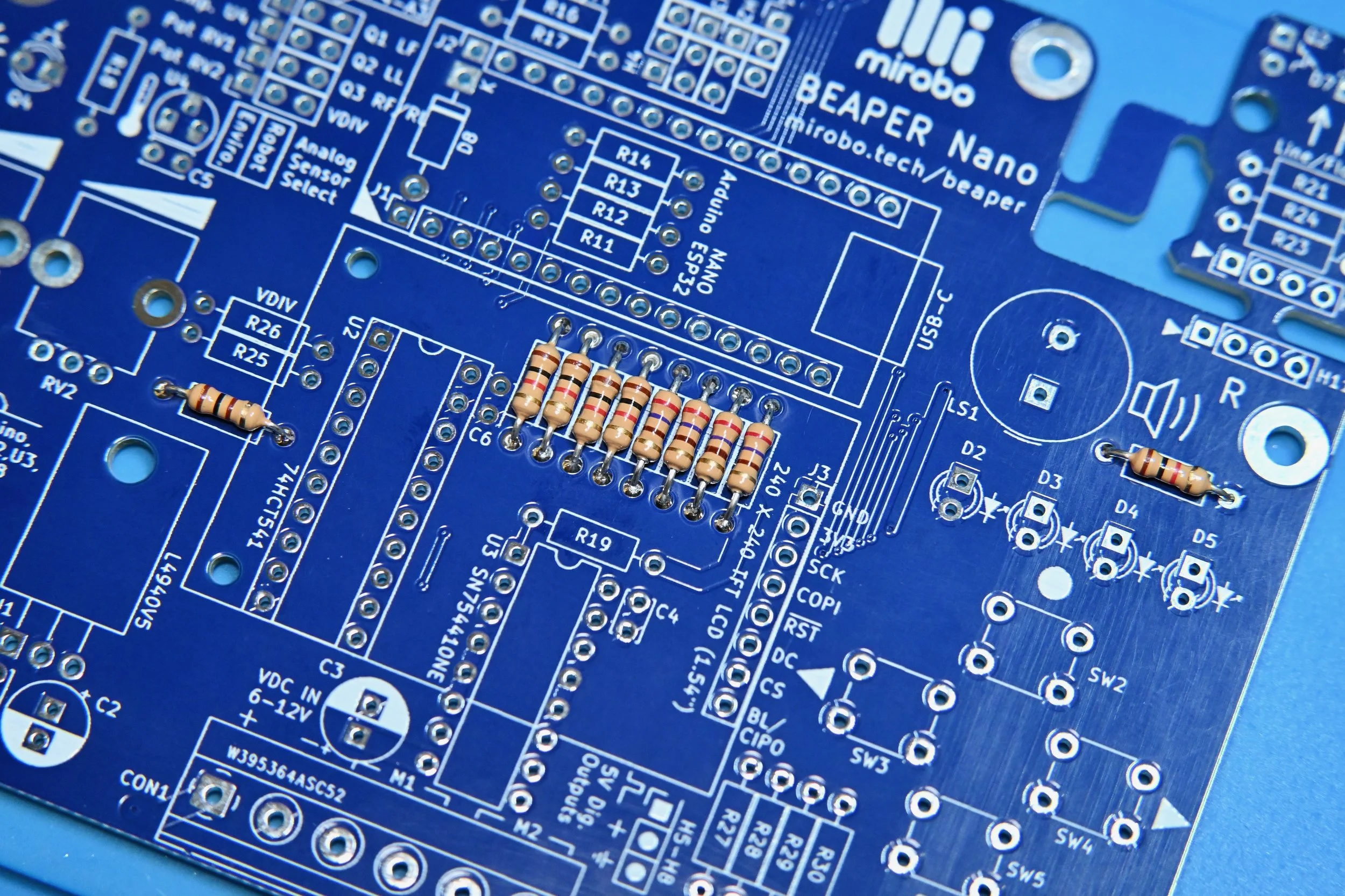 Close-up photo of user I/O resistors.