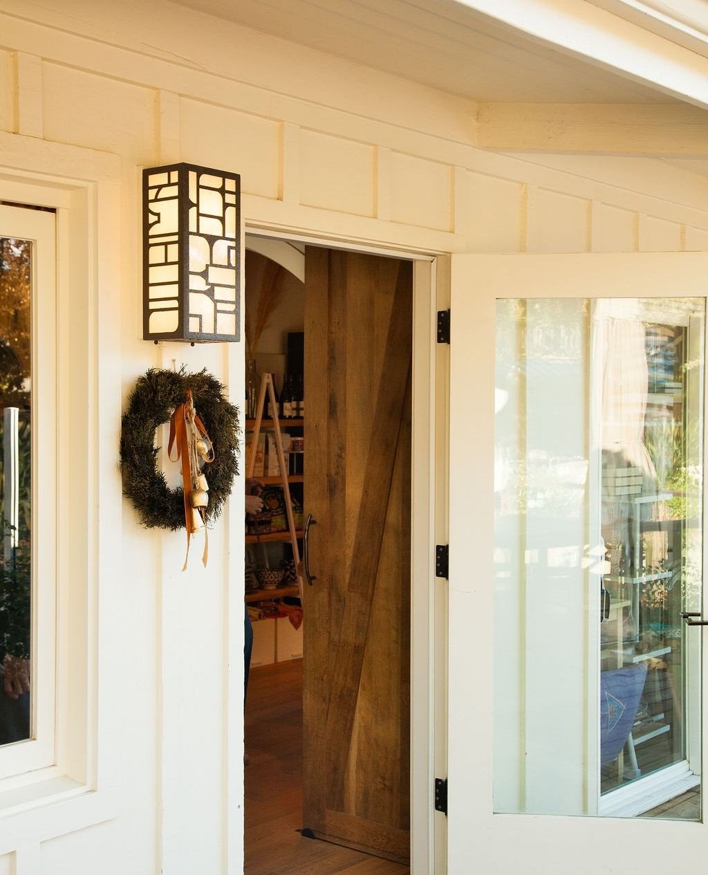 Happy Holidays from our Hotel Ynez family to yours 🤎⁠