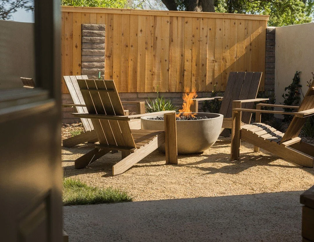 Our favorite season is officially here 💫 Cozy up with your own private fire pit and patio when you stay in our House Superior or Garden Superior rooms.