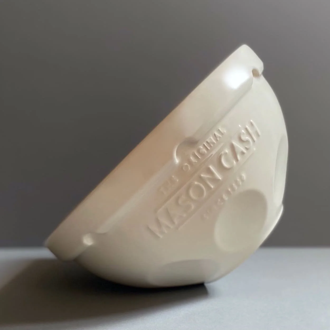 Grip & Tilt Mixing Bowl Mason Cash Innovative Kitchen Grant & Budds
