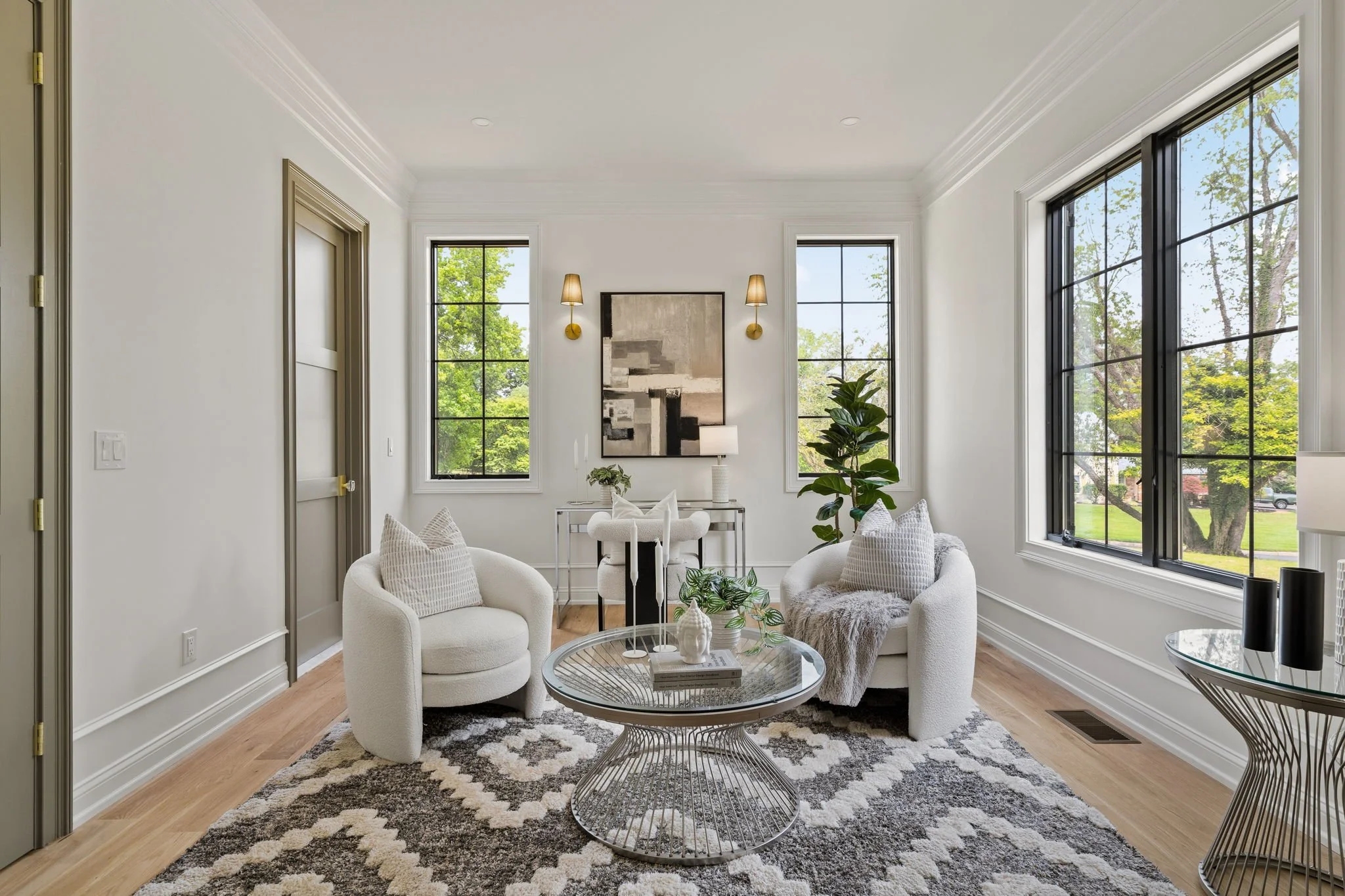 15-web-or-mls-725-w-curry-dr.jpg