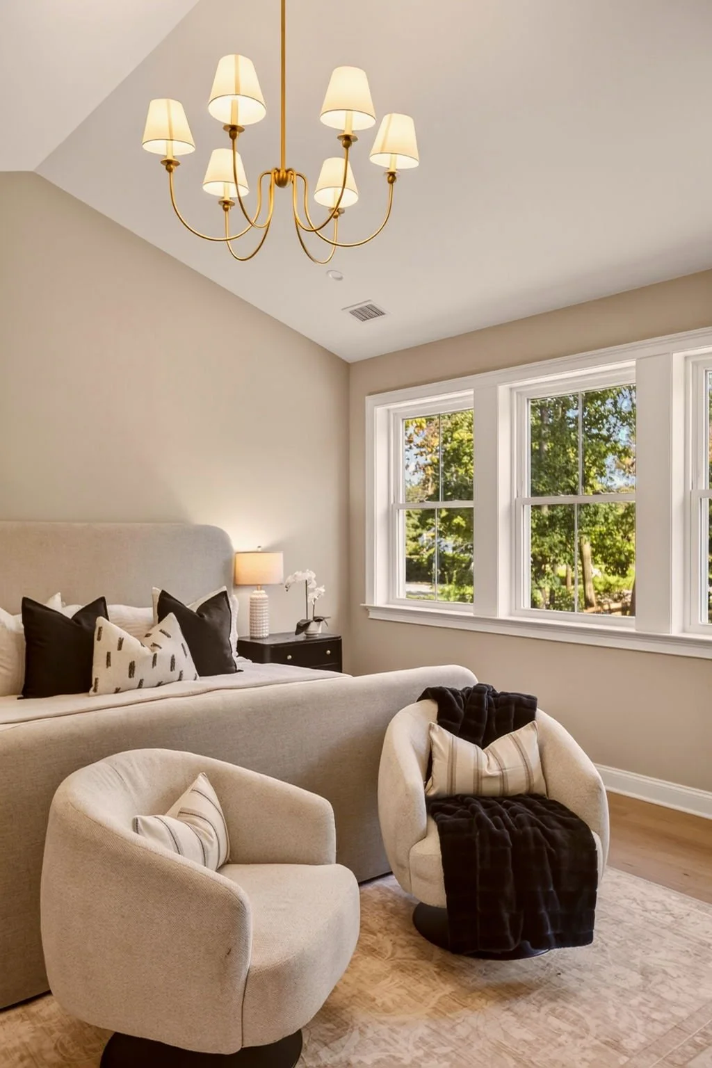 46-web-or-mls-2-martins-ln.jpg