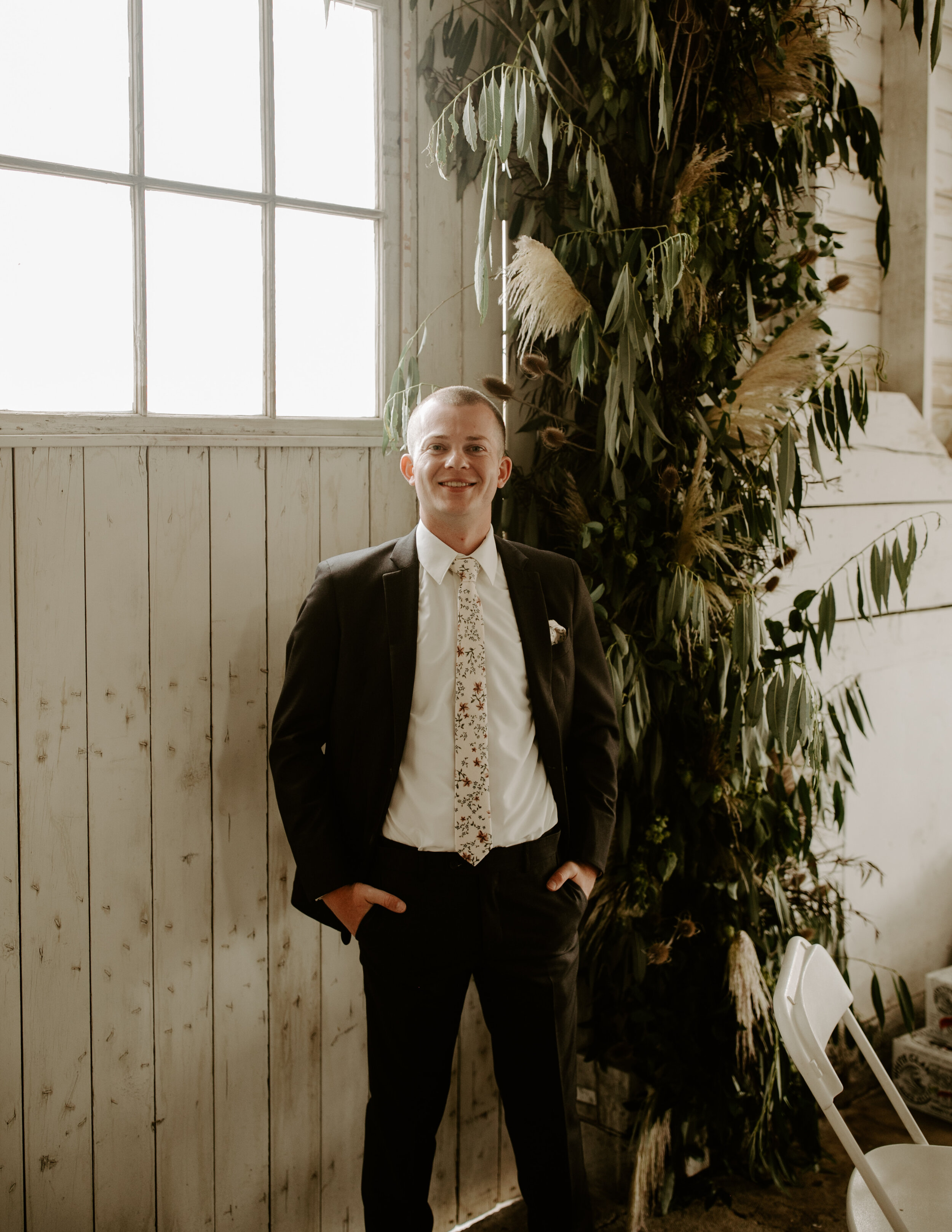 Palouse Knot Barn Spokane Wedding Cassie Trottier Photography_0100.jpg