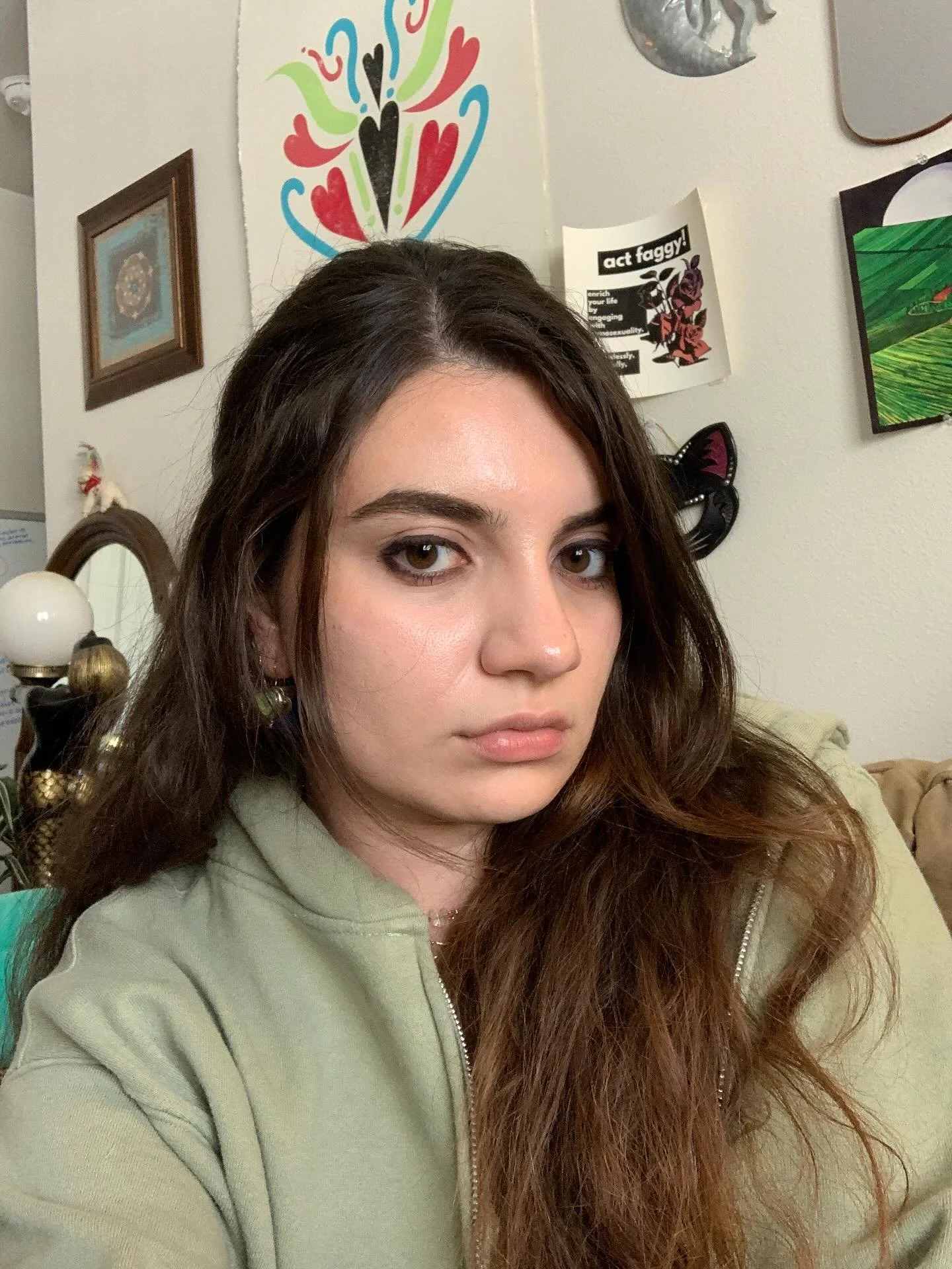 Would formally like to apologize for not being a privileged wealthy fashion influencer with a lot of money and escapist lifestyle to sell you stuff &amp; the American dream

 Tbh I only eat noodles&hellip;. messy noodles and play with corn I should e