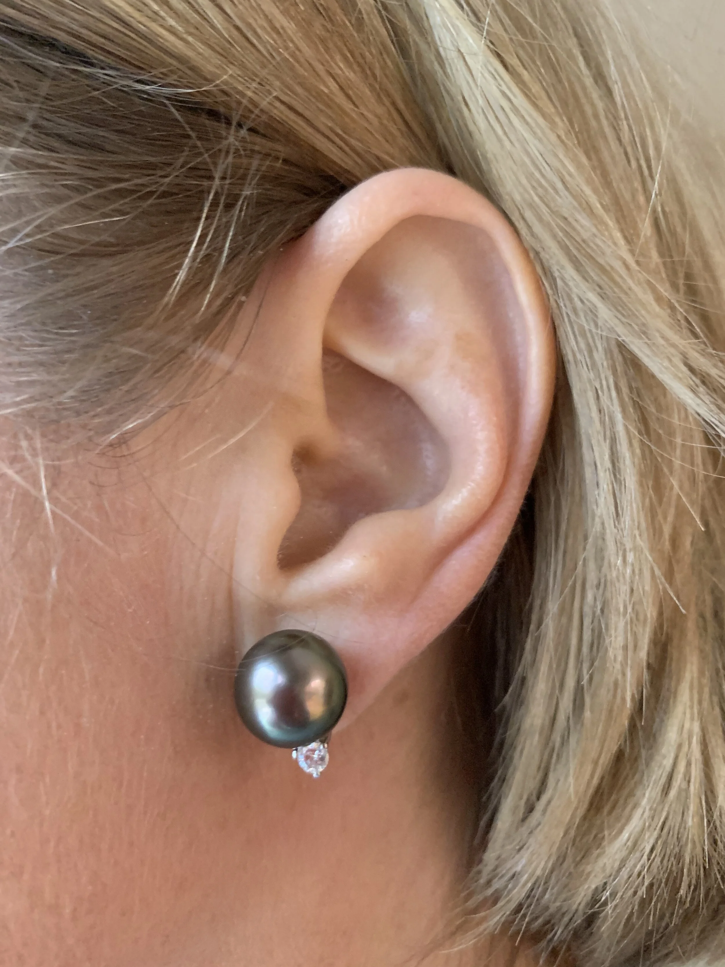 13mm Black Tahitian Pearl &amp; Diamond