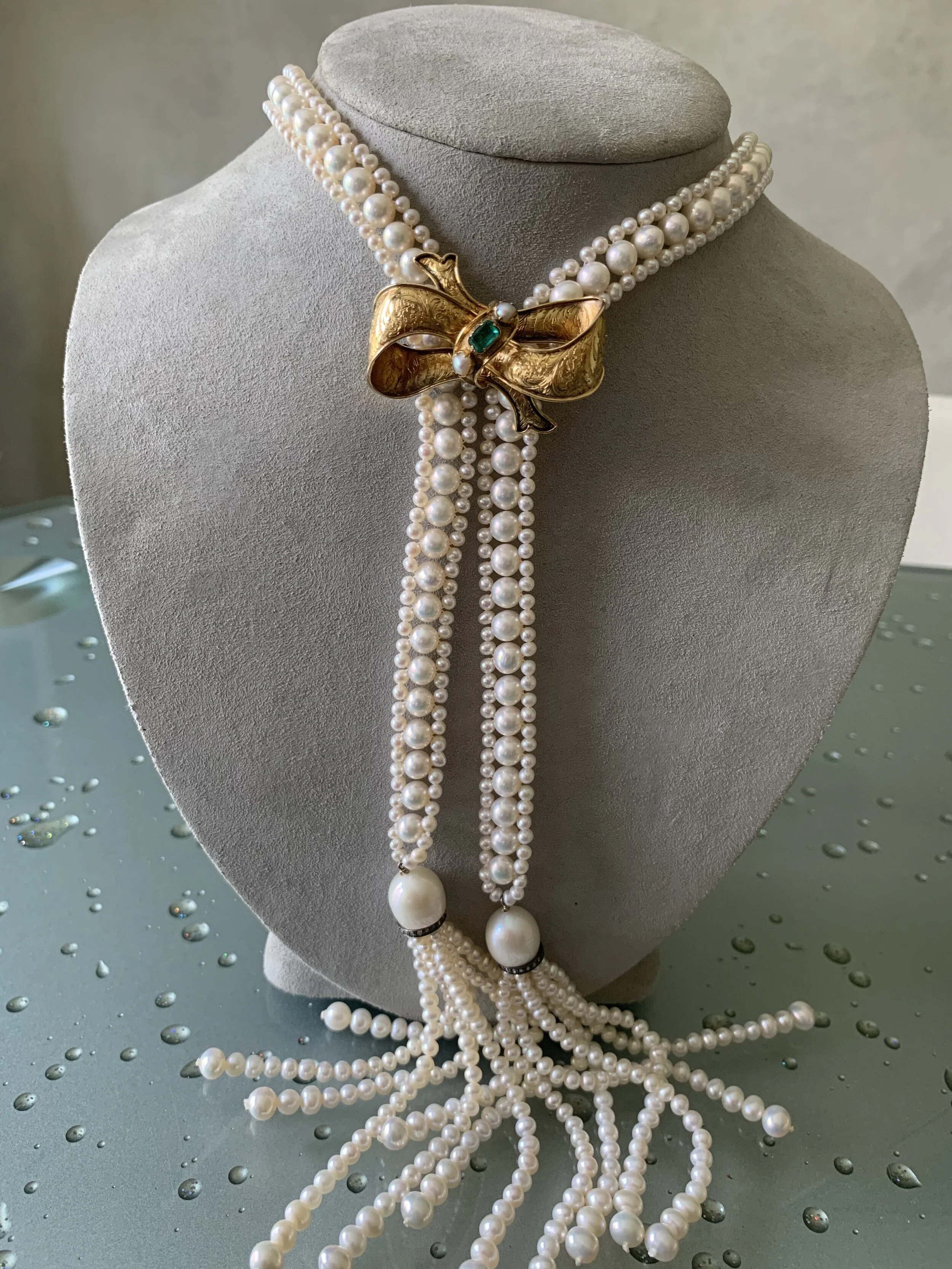 Pearl Tassel Necklace with Gold Bow Brooch