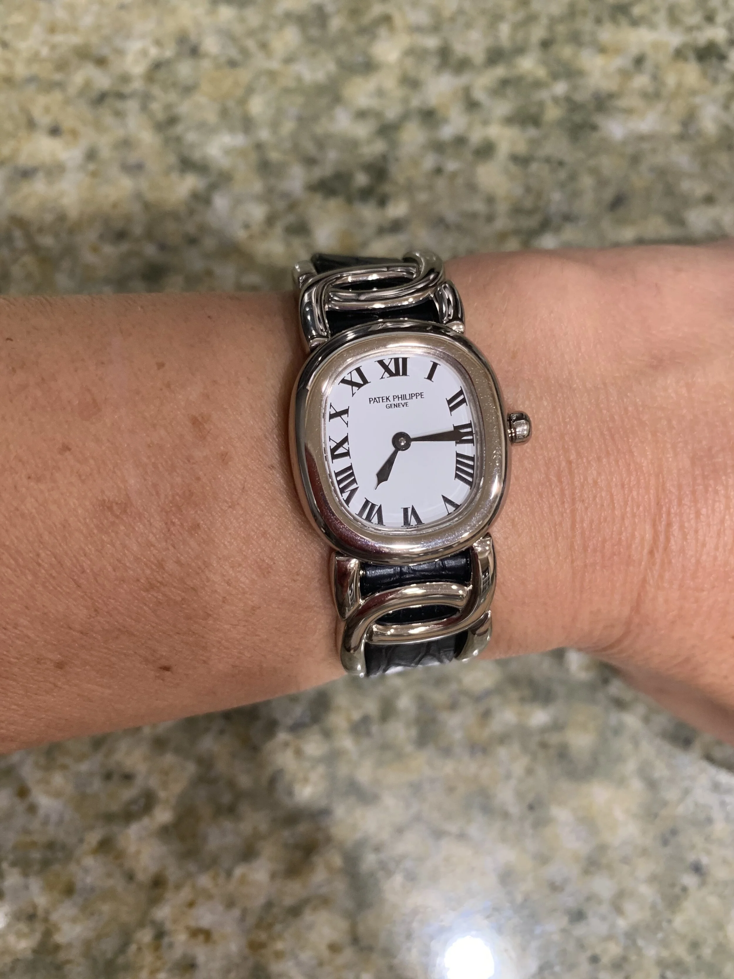 Patek Phillippe: Ellipse D'Or