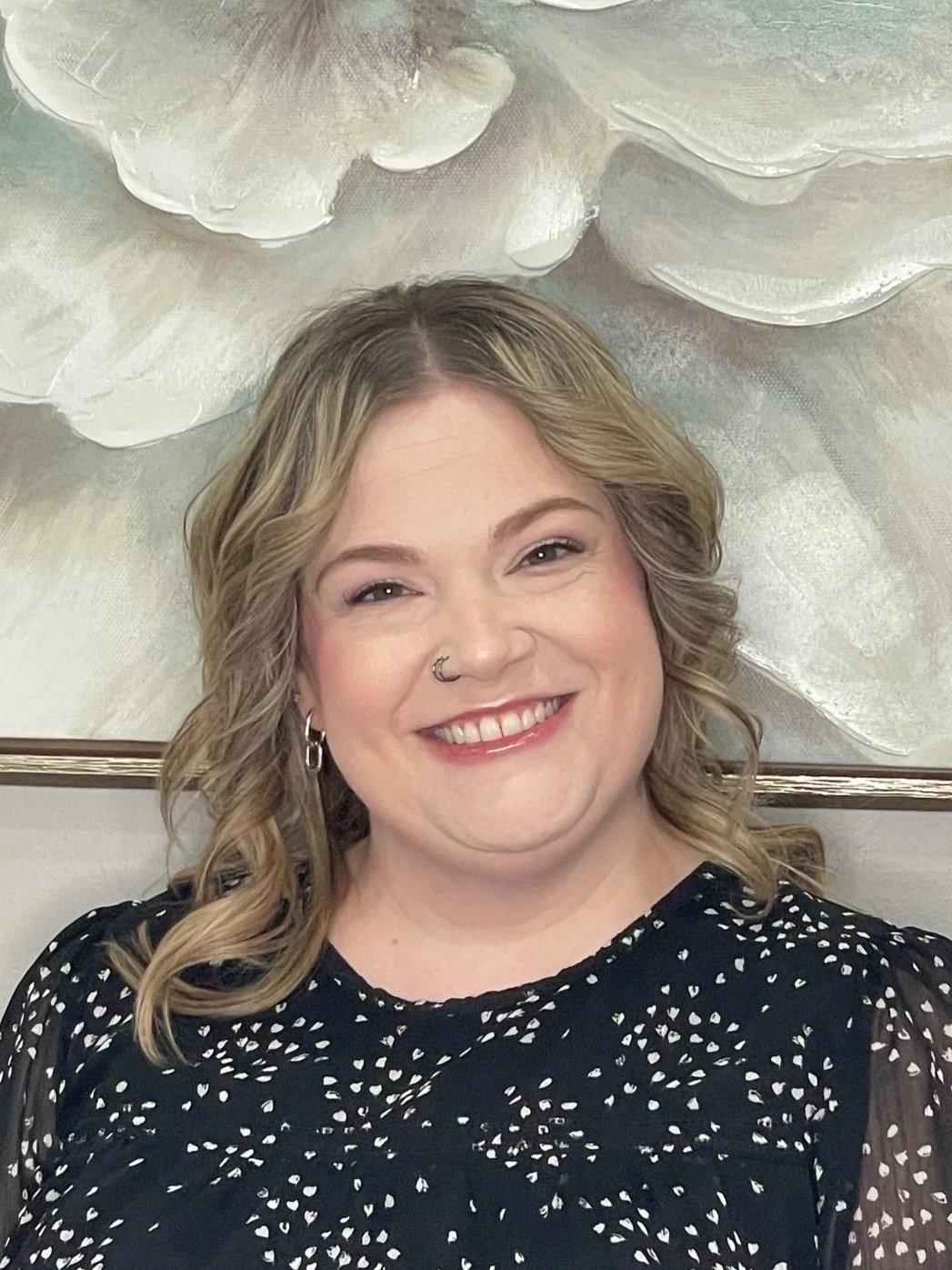 Amanda Knight - Hairstylist, Nails Technician, Facialist, and Eyelash Extension Specialist