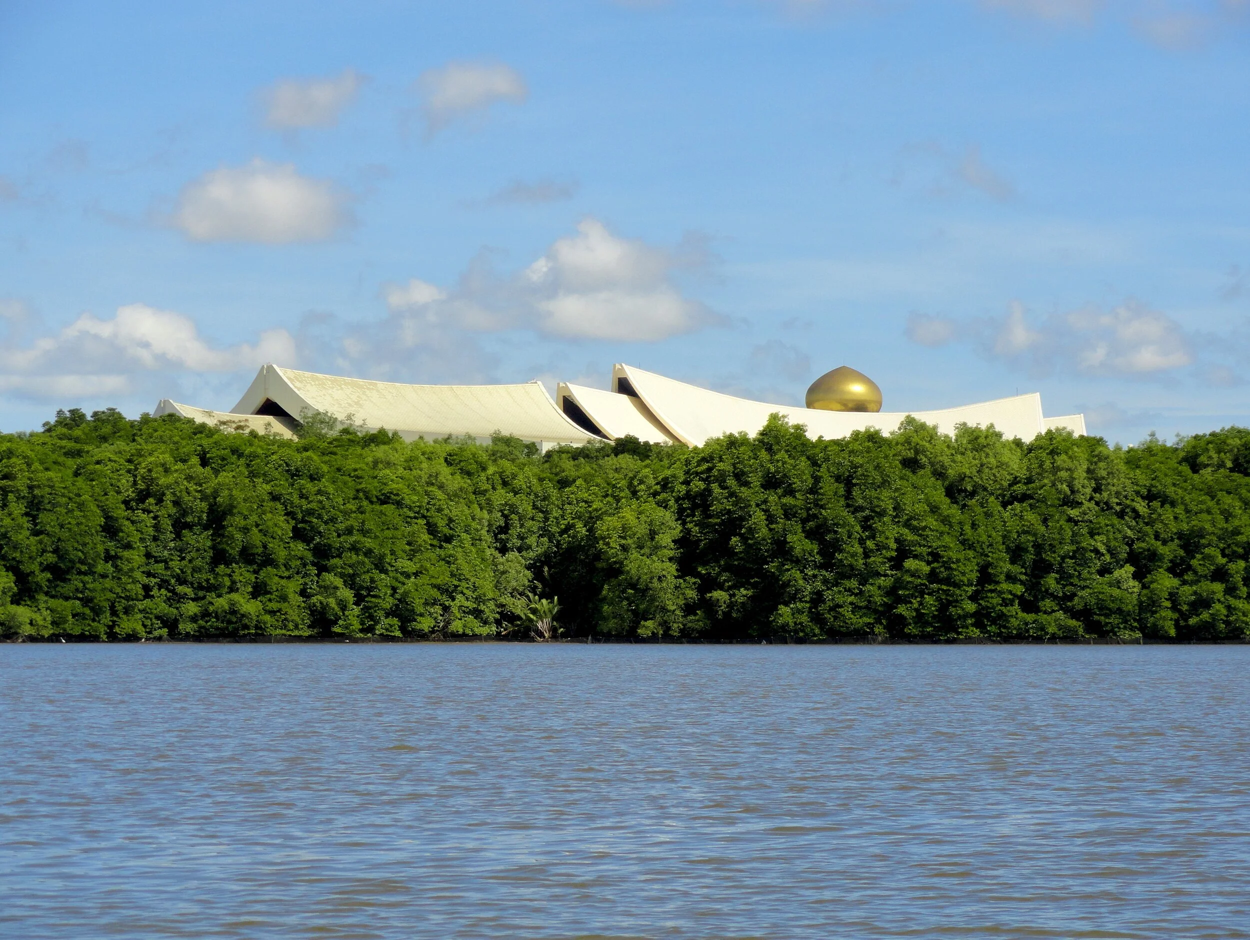 Istana Nurul Iman: World's Largest Residential Palace [Travel Guide ...
