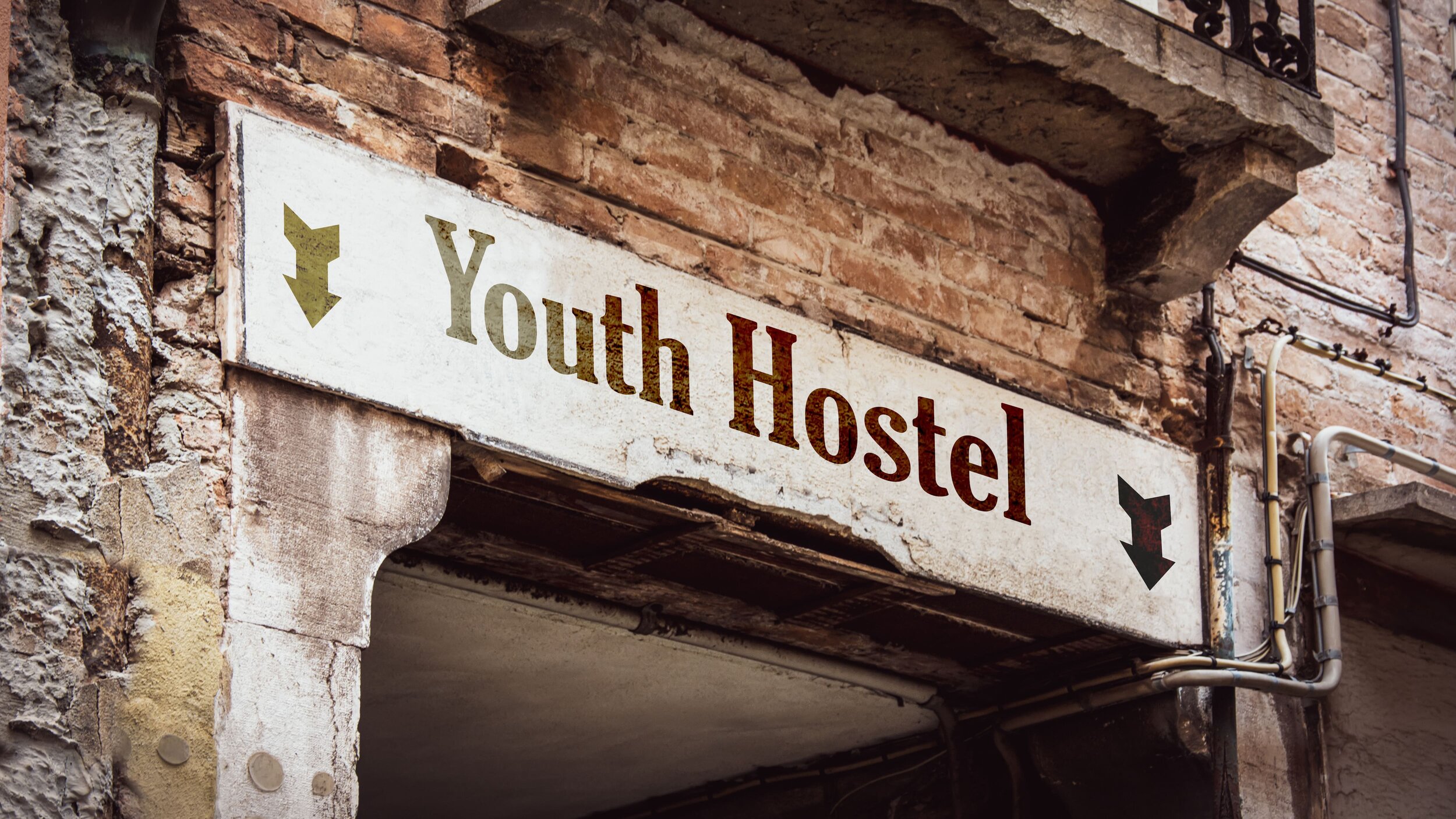 youth hostel tourism definition