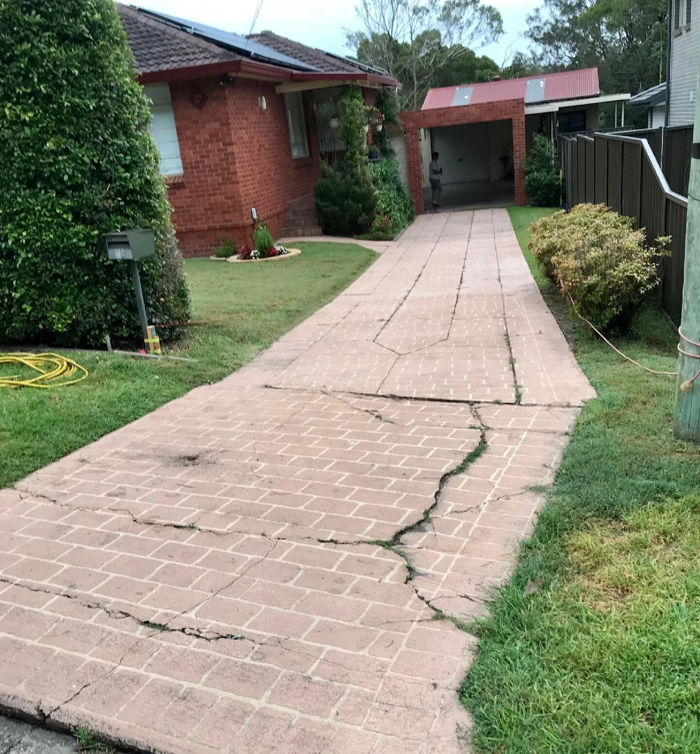 Don&rsquo;t let the opportunity for a brand new driveway fall through the cracks this year. 

We have all the skills, equipment and contacts you need to take care of the whole process for you - excavation, formwork and concrete pour. 

Let&rsquo;s ge