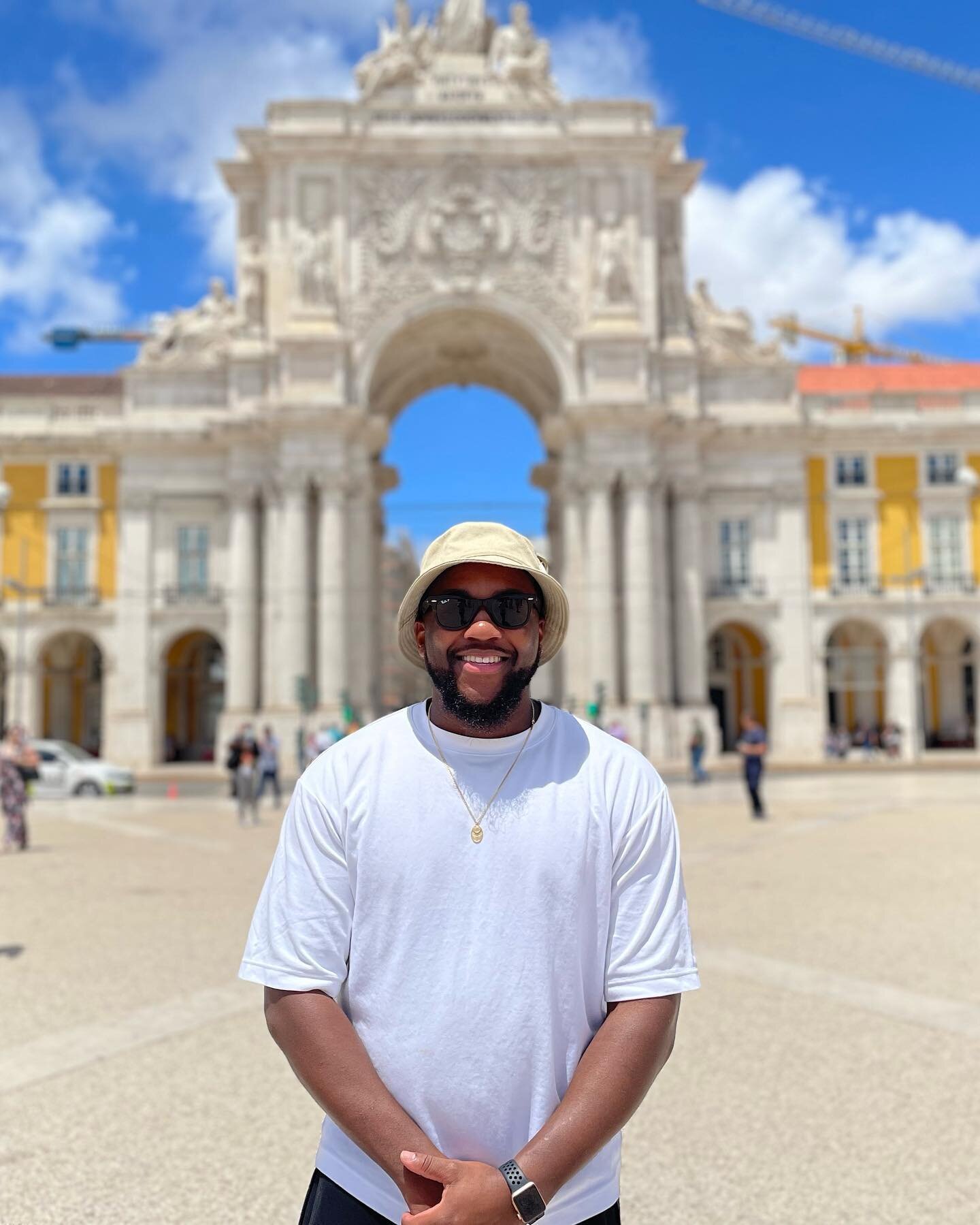 Another one down. Black is everywhere. Lisbon was good to us. But really though, who tf is Henry? 🤷🏾&zwj;♂️
&bull;
&bull;
&bull;
#TyMeetsPortugal #TyMeetsLisbon #lisbon #lisbonportugal🇵🇹 #lisboa🇵🇹 #TravelingNegus #WhoTFisHenry #HenryWasLiterall