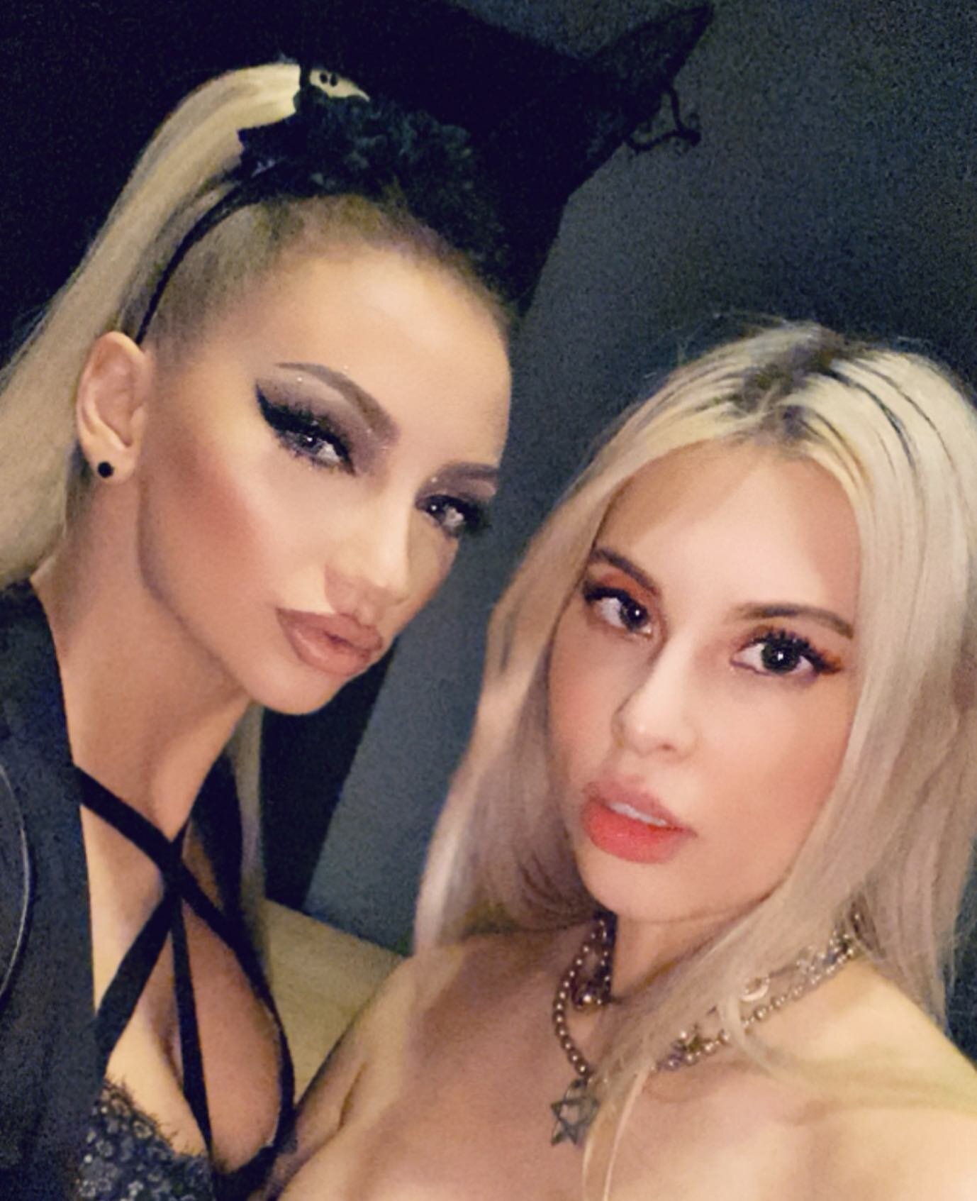 Finally got to see one of my besties @marileenyc DJ last night at @darknoirnights. She killed it! Check her out 💕