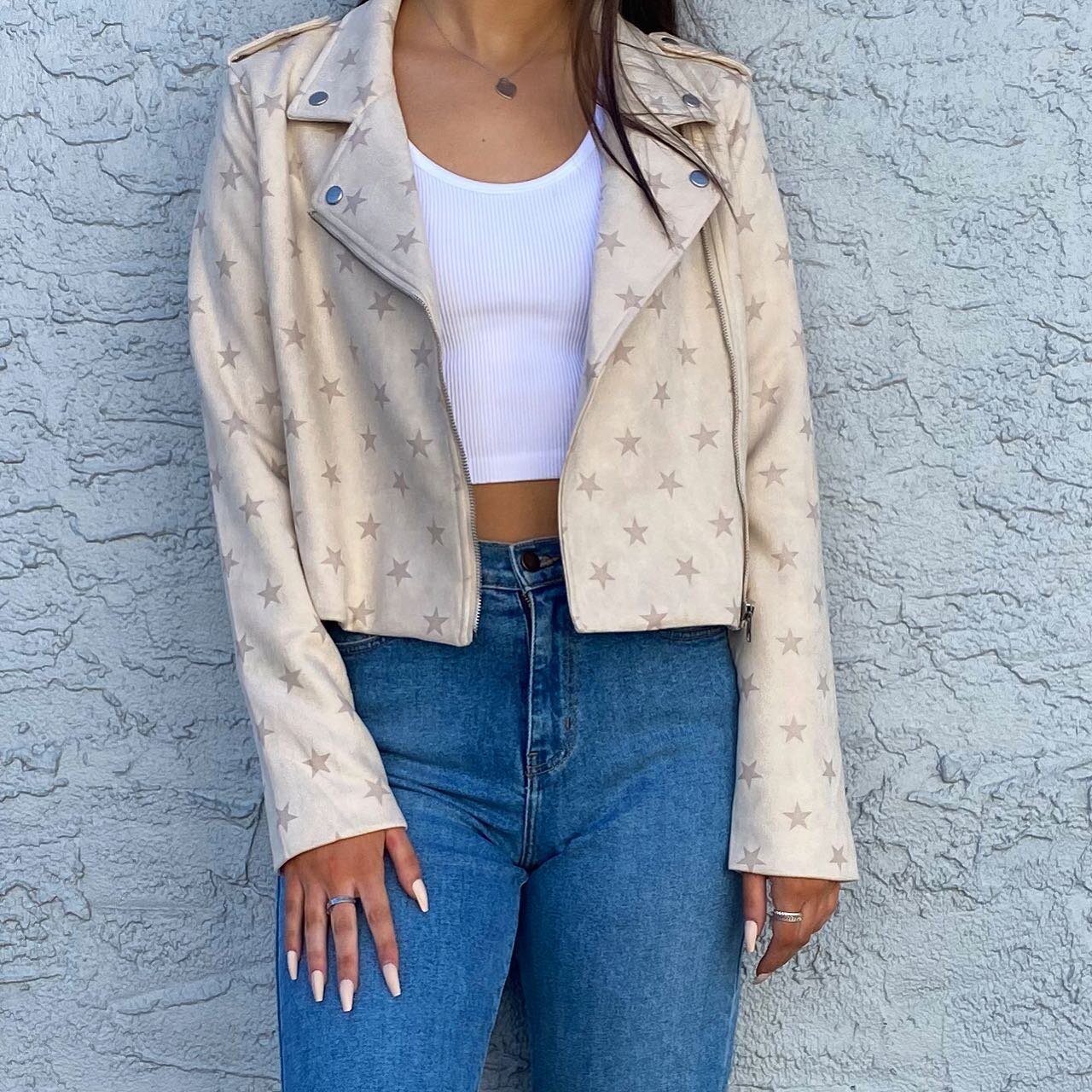 We ❤️ this jacket!
&bull;
-
&bull;
-
#boutique #fall #fallfashion #shopsmall #ootd #moto #supportlocal #womeninbusiness #pennstate #happyvalley #statecollege #connectionsclothingsc