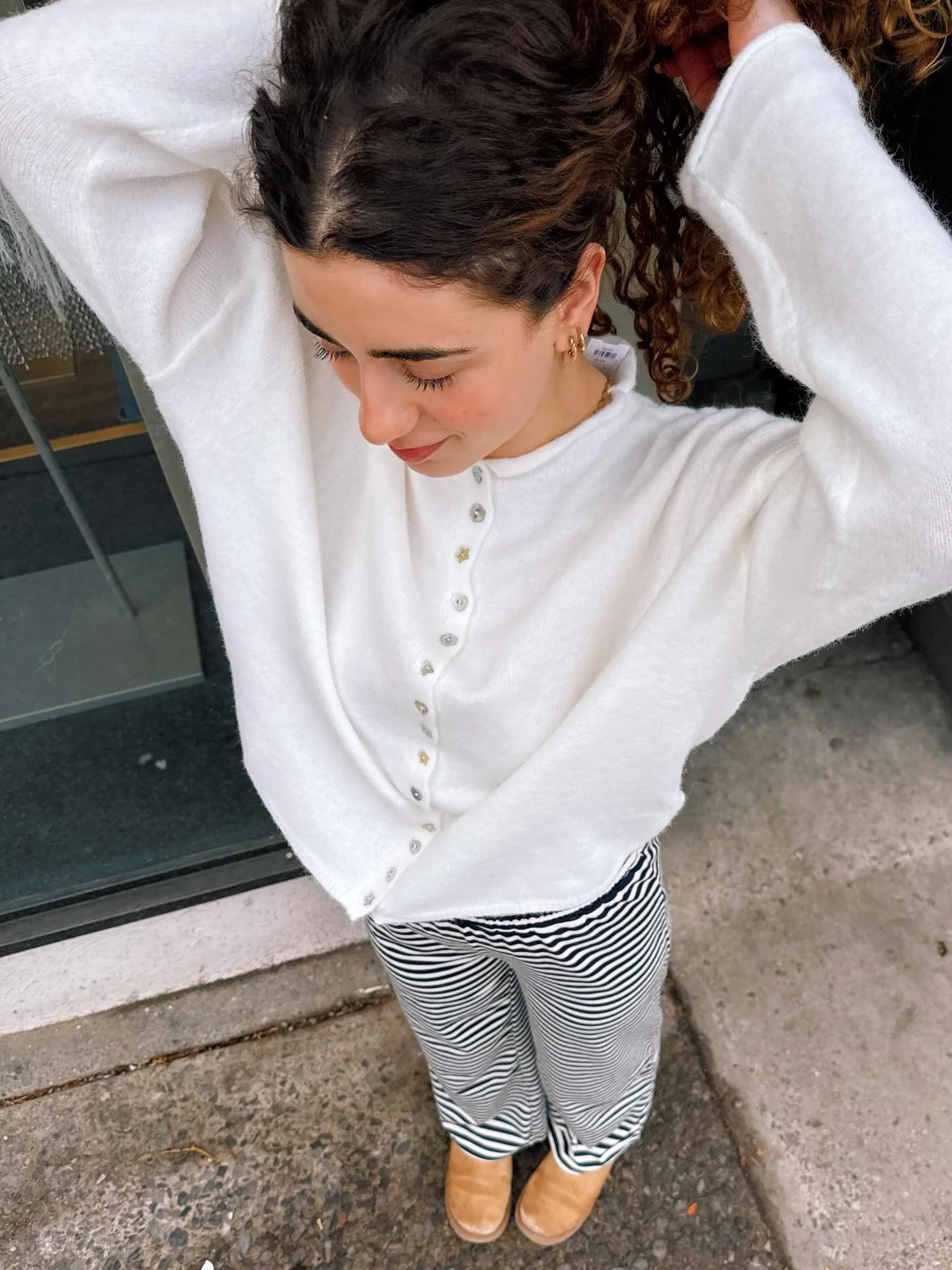 Friday fit check 🤳

Our racks are full of freshly unpacked new arrivals. Shop your Connections fits today 10-8! 

#psu #statecollegepa #fitcheck #boutique #springfashion