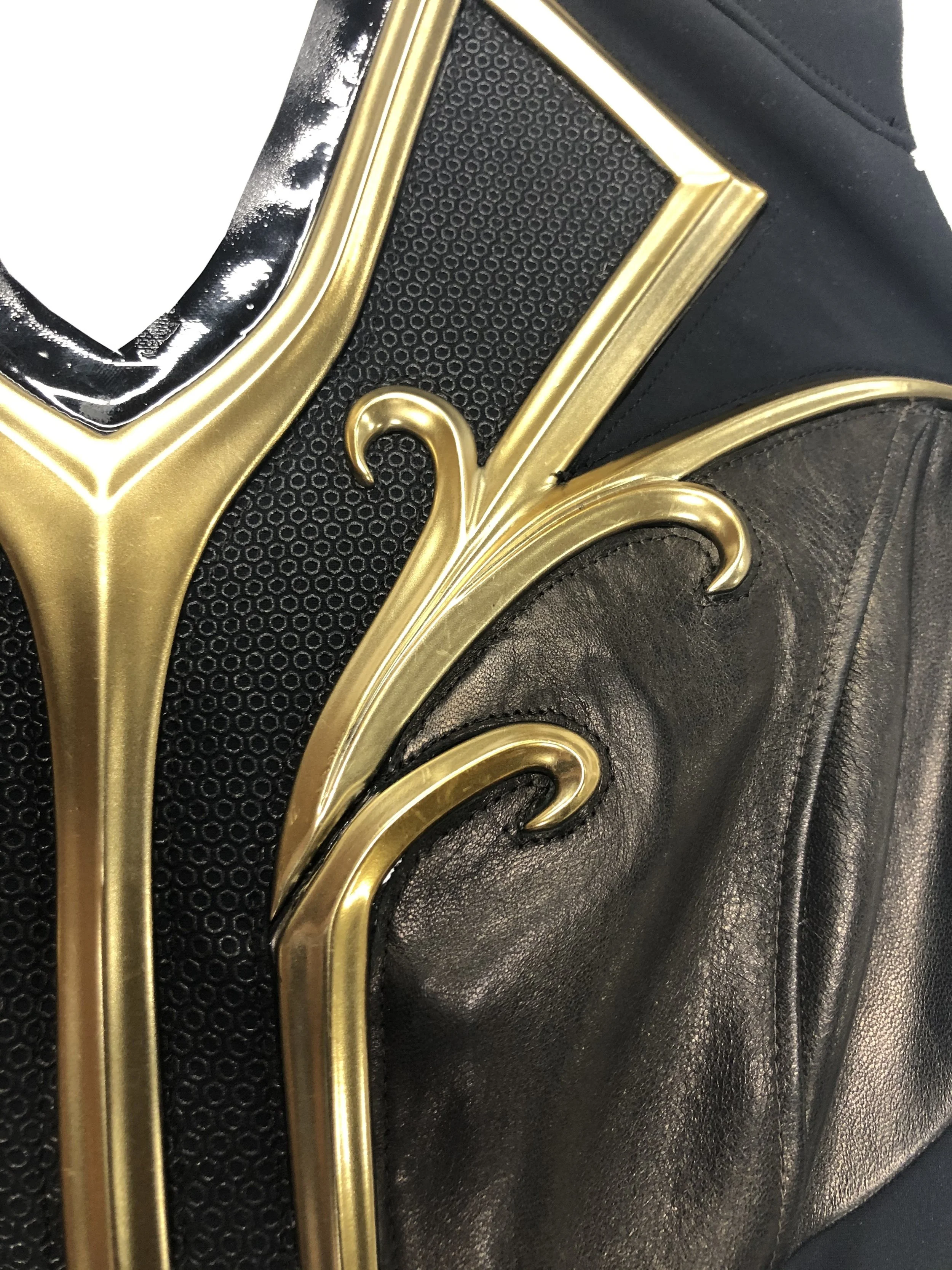 This was a very difficult stitch job, all the way around all these pieces.