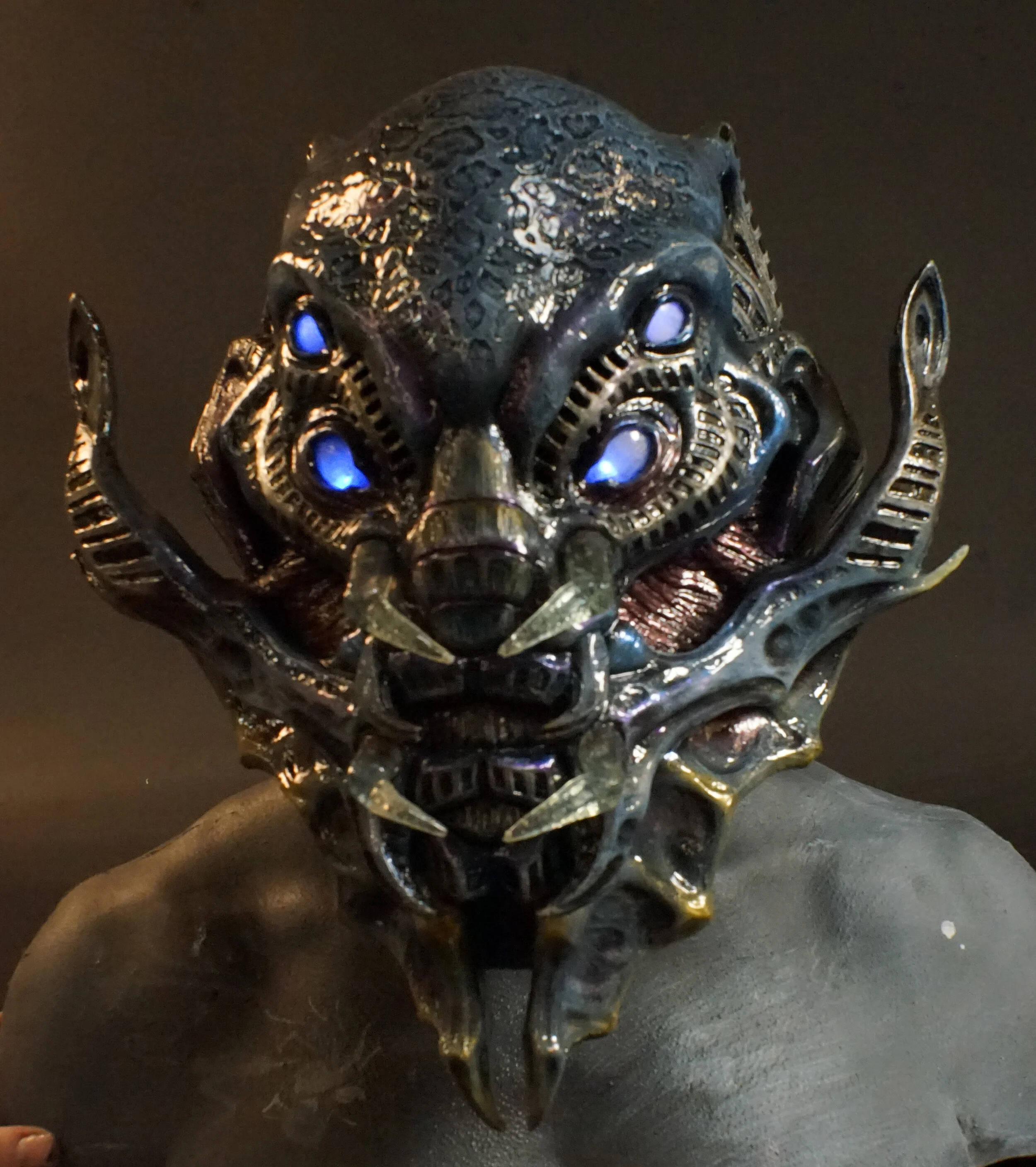 The finished Matriarch head