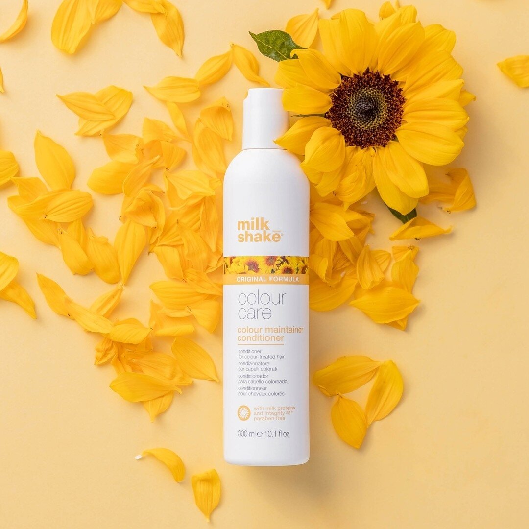ᴄᴏʟᴏᴜʀ ᴄᴀʀᴇ 𝗰𝗼𝗻𝗱𝗶𝘁𝗶𝗼𝗻𝗲𝗿 🌻 ⁠
⁠
▪ It helps to protect and maintain hair colour intensity⁠
▪ It makes hair soft and weightless⁠
▪ Counteracts fading caused by sun exposure ☀⁠
⁠
✅the 𝗢𝗥𝗜𝗚𝗜𝗡𝗔𝗟 𝗙𝗢𝗥𝗠𝗨𝗟𝗔⁠
recommend it to your clien
