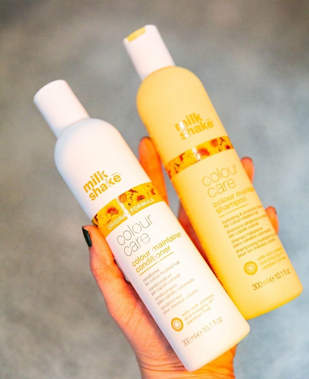 🌻 COLOUR CARE 🌻​​​​​​​​⁠
​​​​​​​​⁠
Do you want to keep your salon colour looking fresh? milk_shake colour care is the product for exactly that. ​​​​​​​​⁠
​​​​​​​​⁠
This range has been specifically formulated to enhance the beauty of colour-treated 