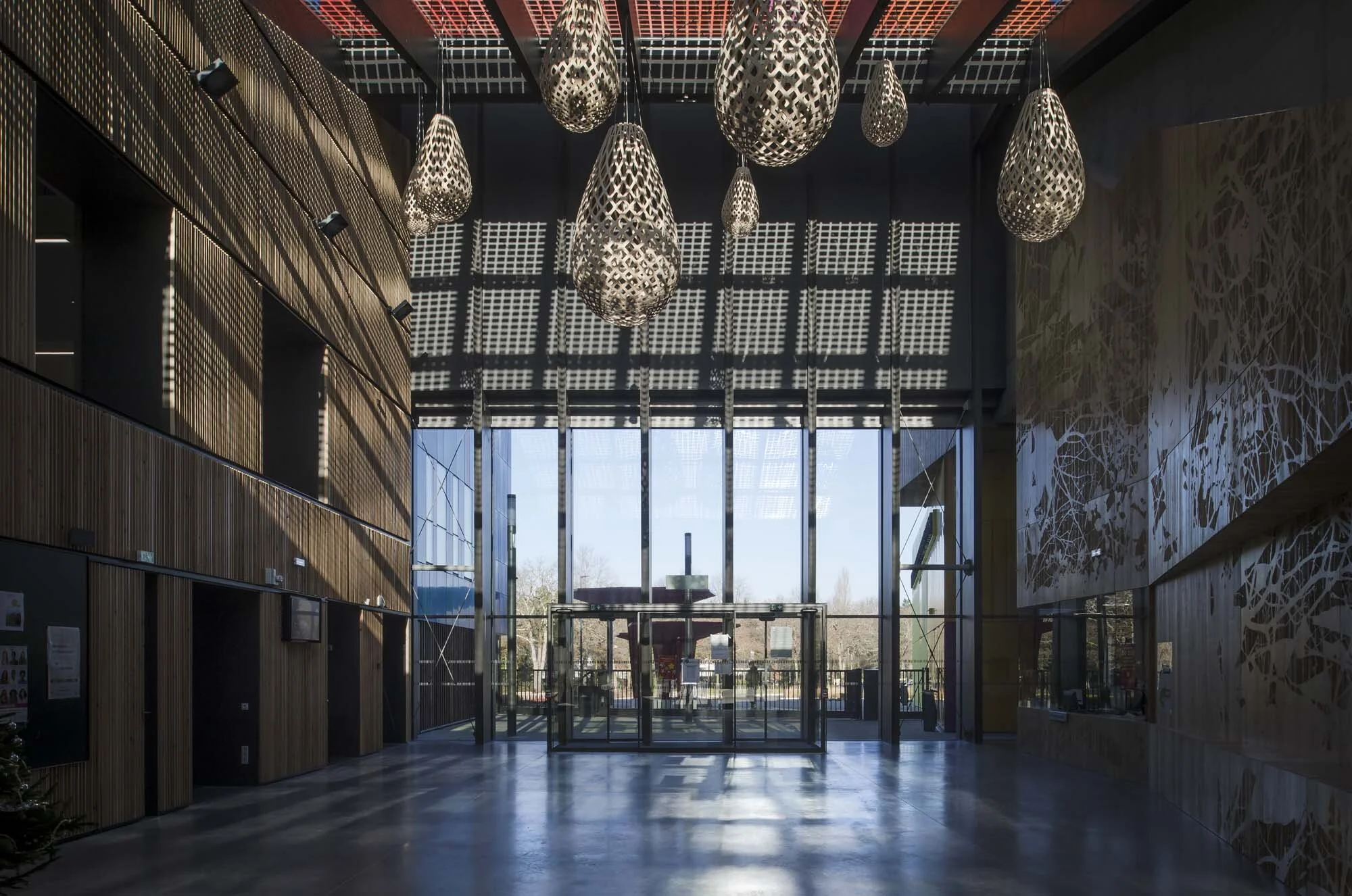 XXL size lights assembled on site by Moaroom