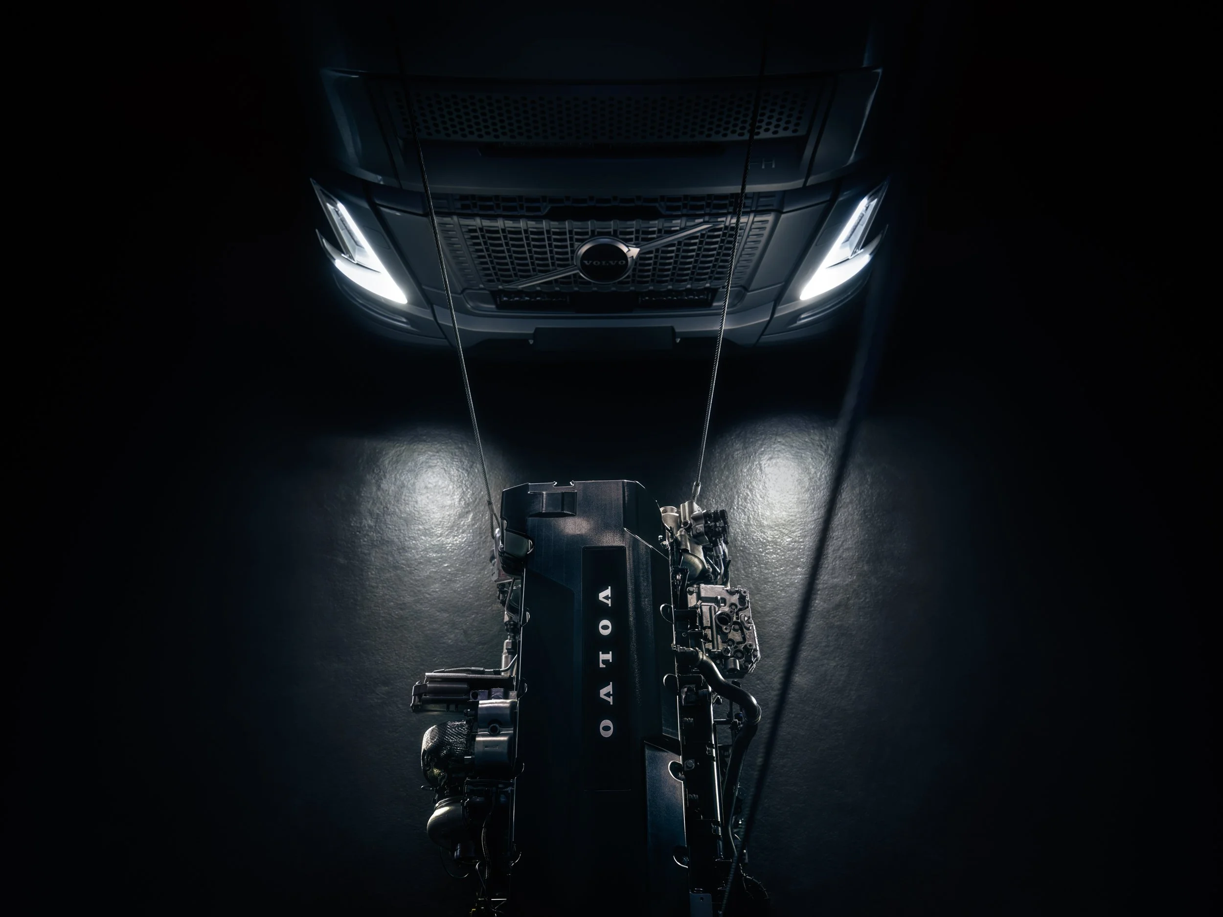 volvo_truck_P33XX_STUDIO0606.jpg