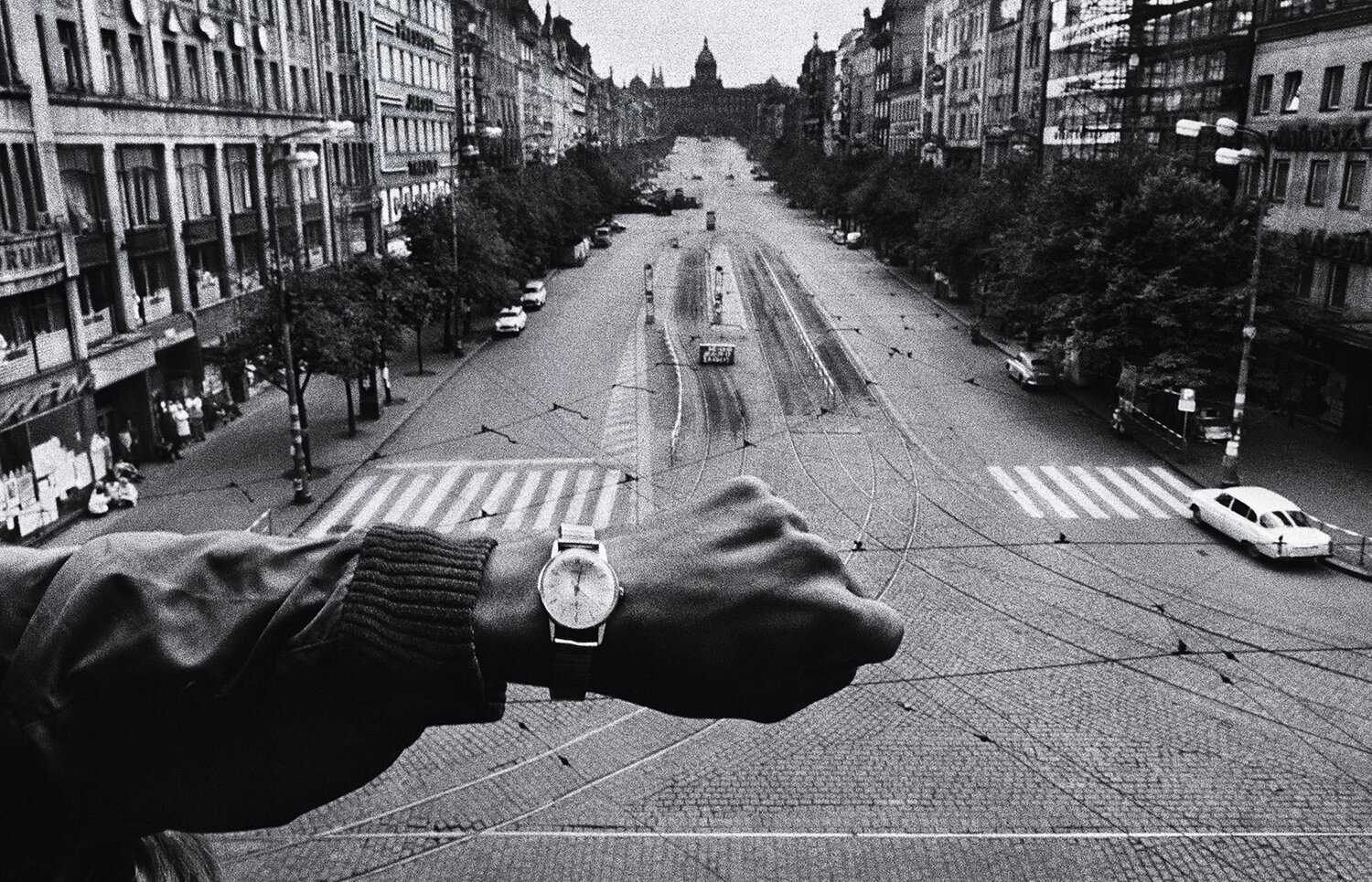 time-100-influential-photos-josef-koudelka-invasion-prague-60.jpg