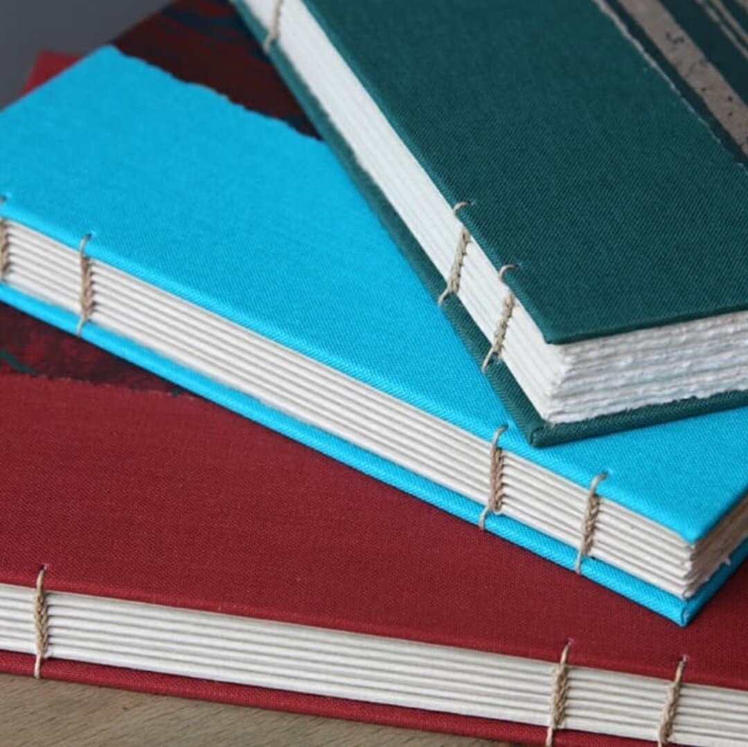 Lovely handbound books by Corinna at Sollas Bookbinding are available at the Hebmade website.
With leather or paper binding and beautiful handmade paper decorations, these are very special journals, notebooks or scrapbooks.

www.hebmade.com/sollas-bo